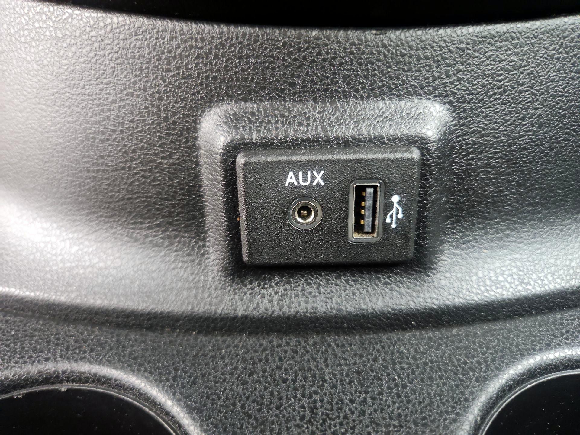 Thumbnail: 2018 Nissan Versa - 17