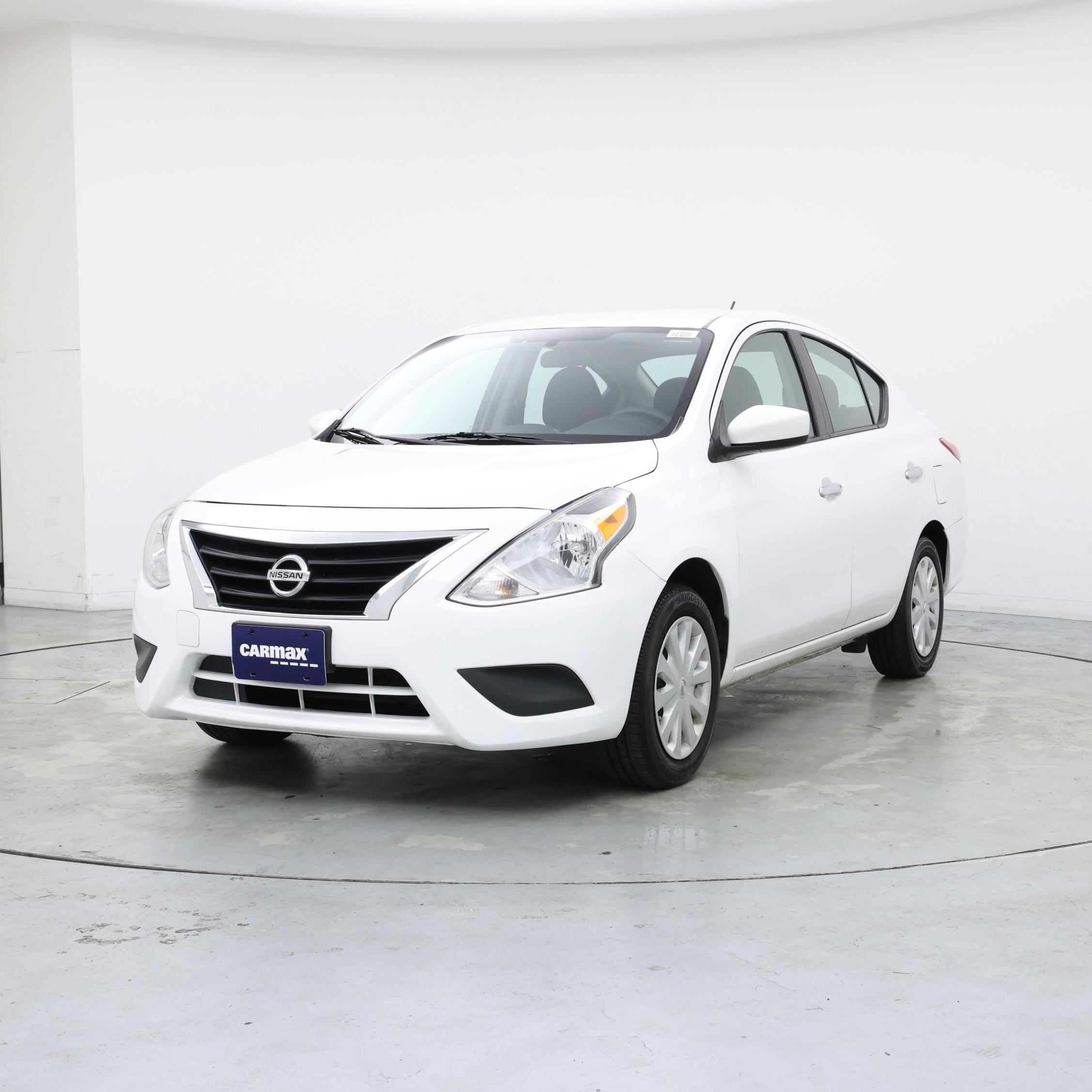 Thumbnail: 2018 Nissan Versa - 4