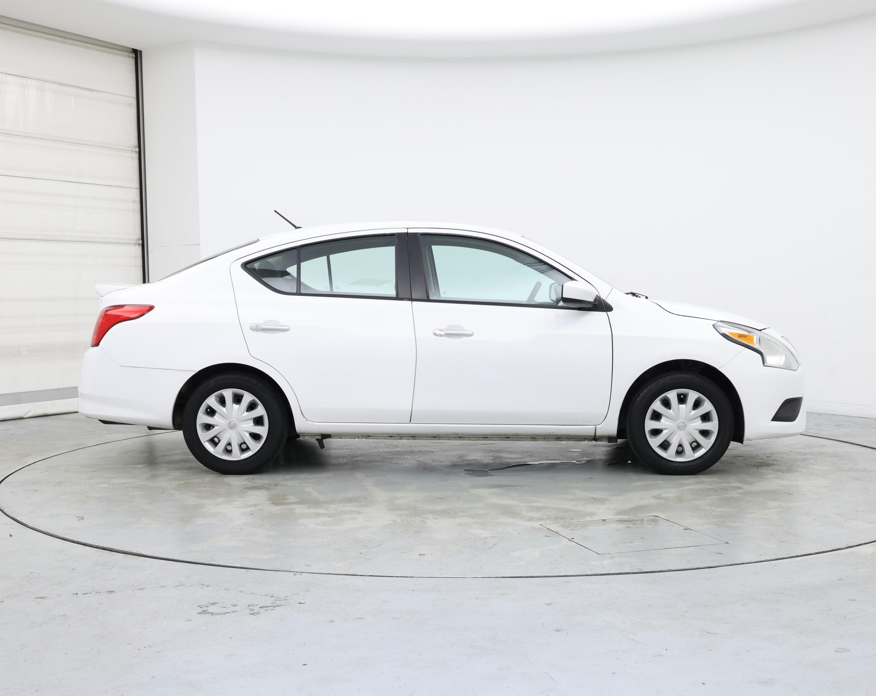 Thumbnail: 2018 Nissan Versa - 7