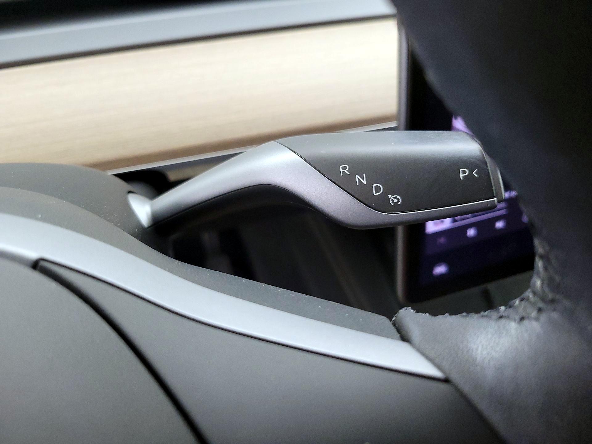 Thumbnail: 2022 Tesla Model Y - 17