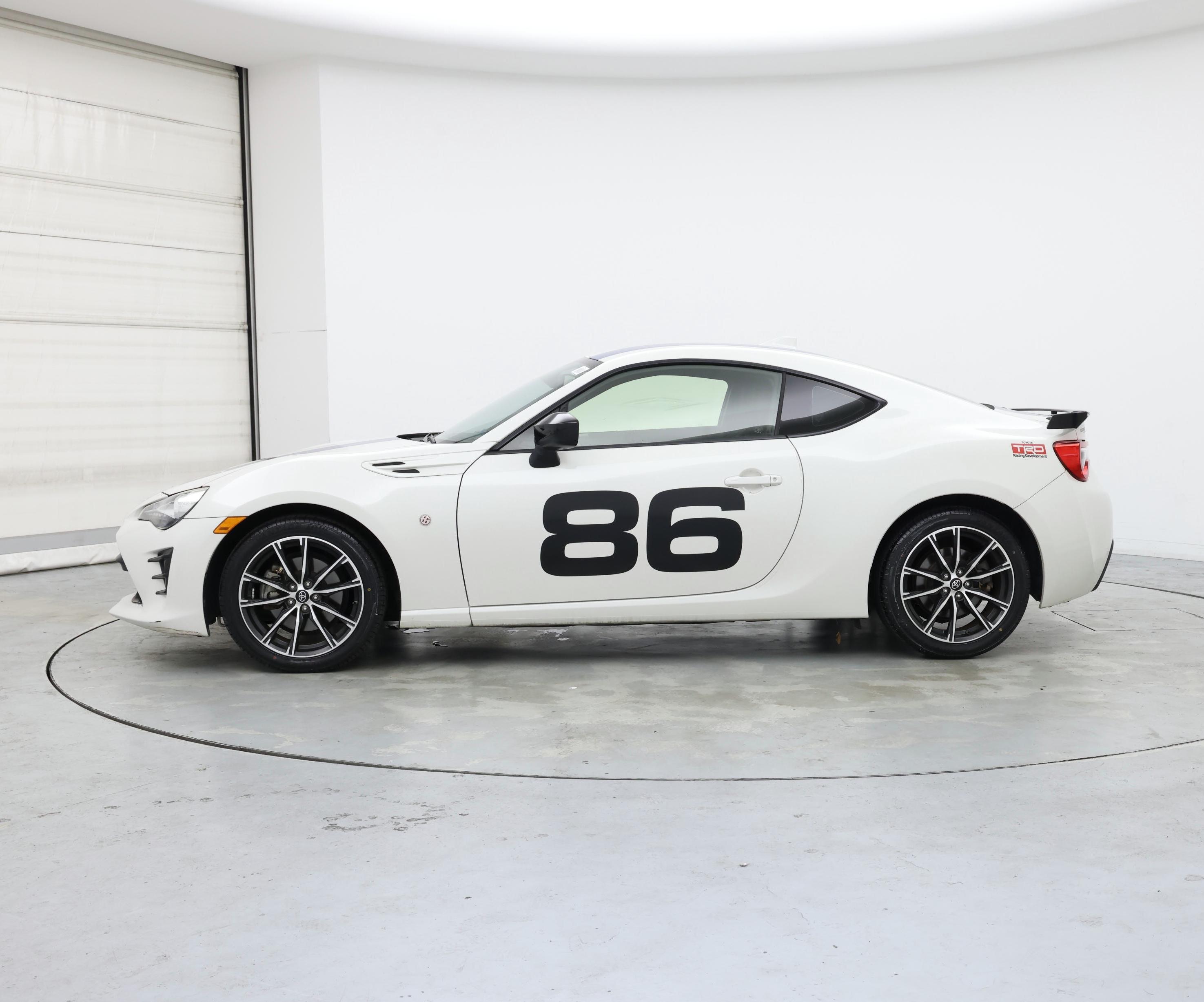 Thumbnail: 2018 Toyota 86 - 3