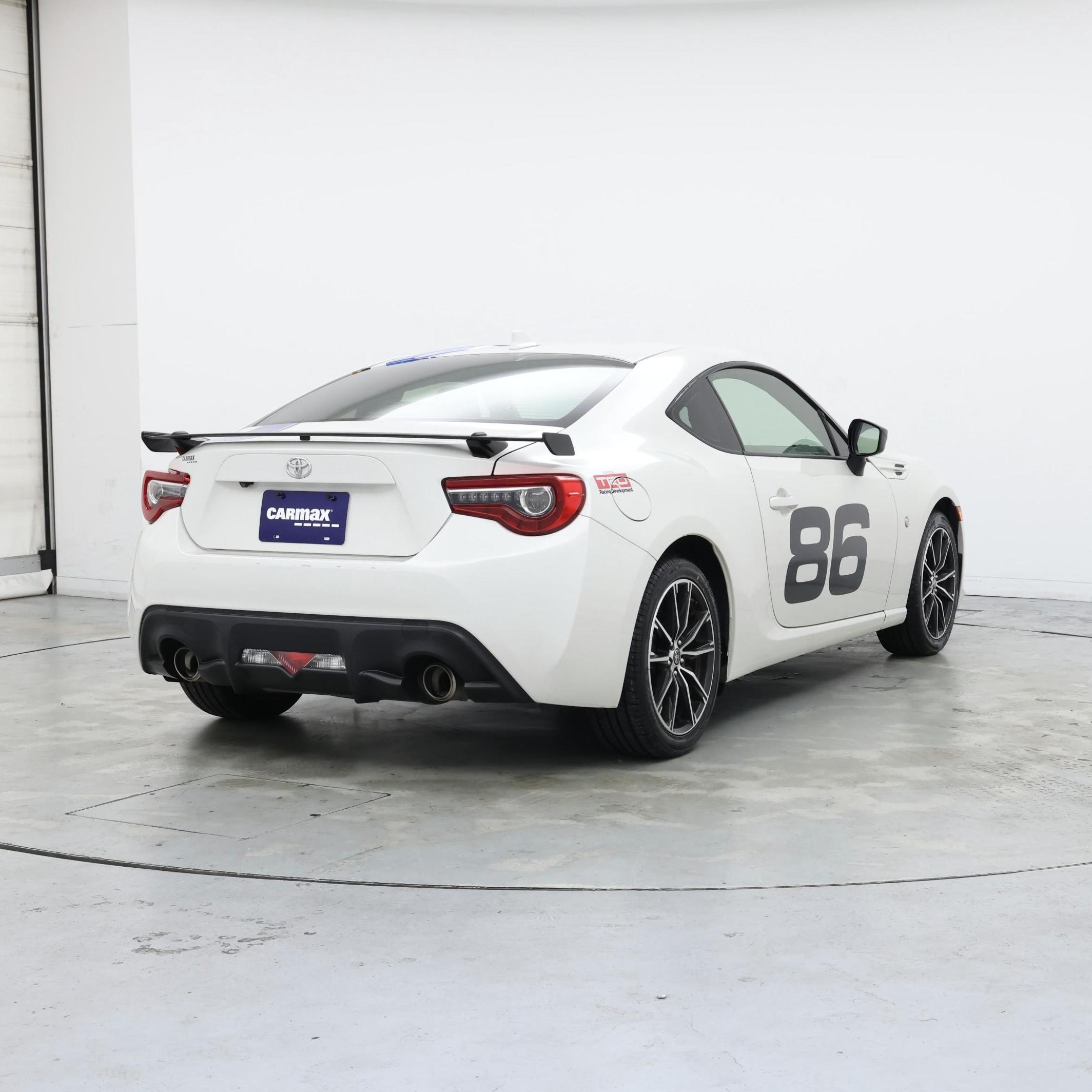 Thumbnail: 2018 Toyota 86 - 8
