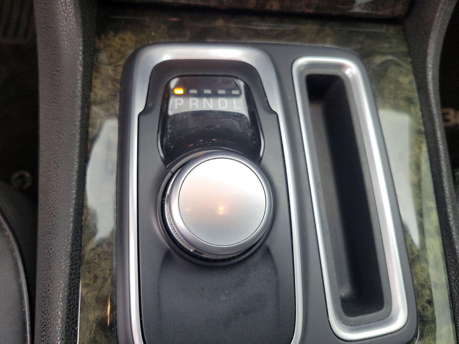 Thumbnail: 2016 Chrysler 300 - 18