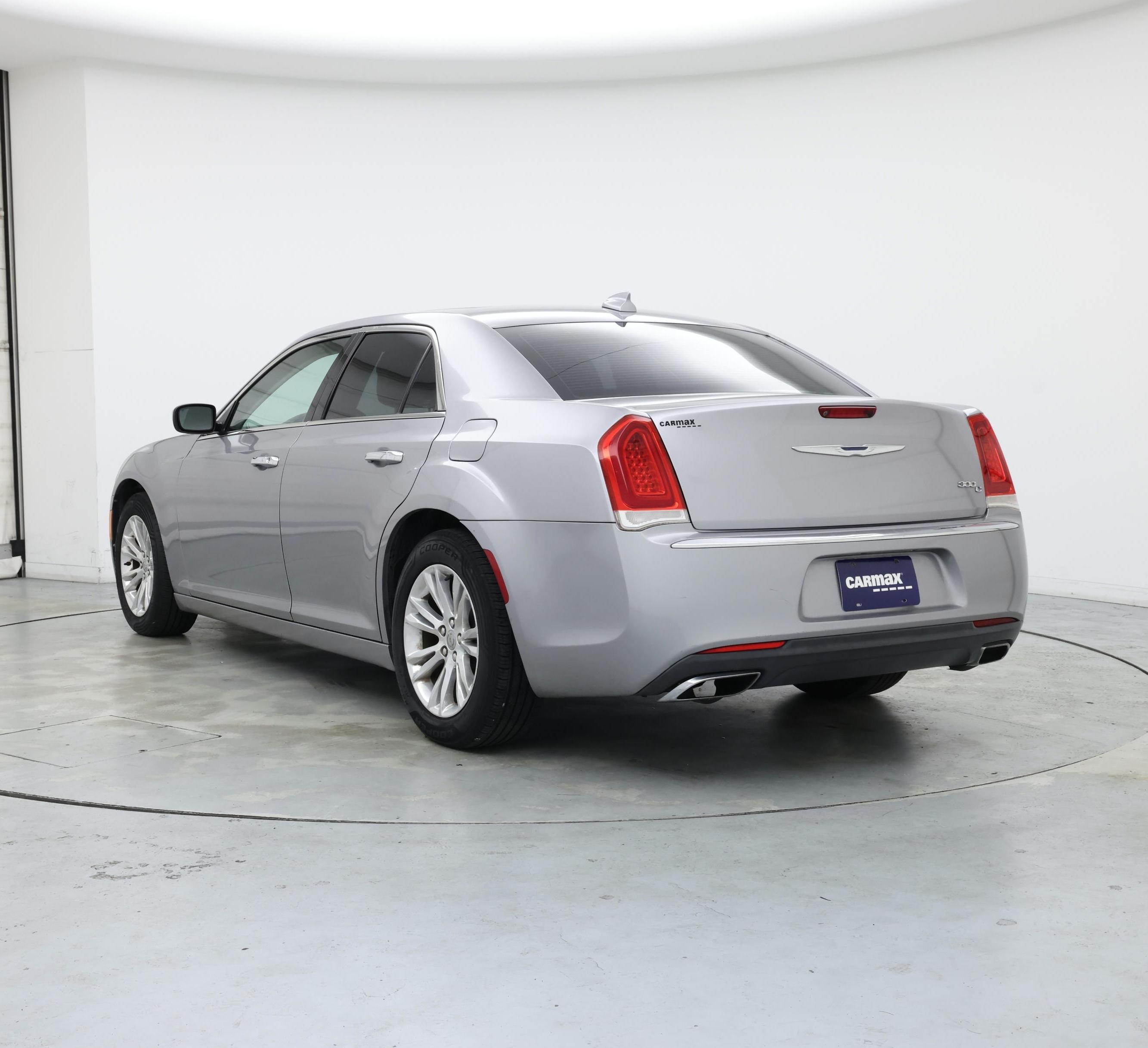 Thumbnail: 2016 Chrysler 300 - 2