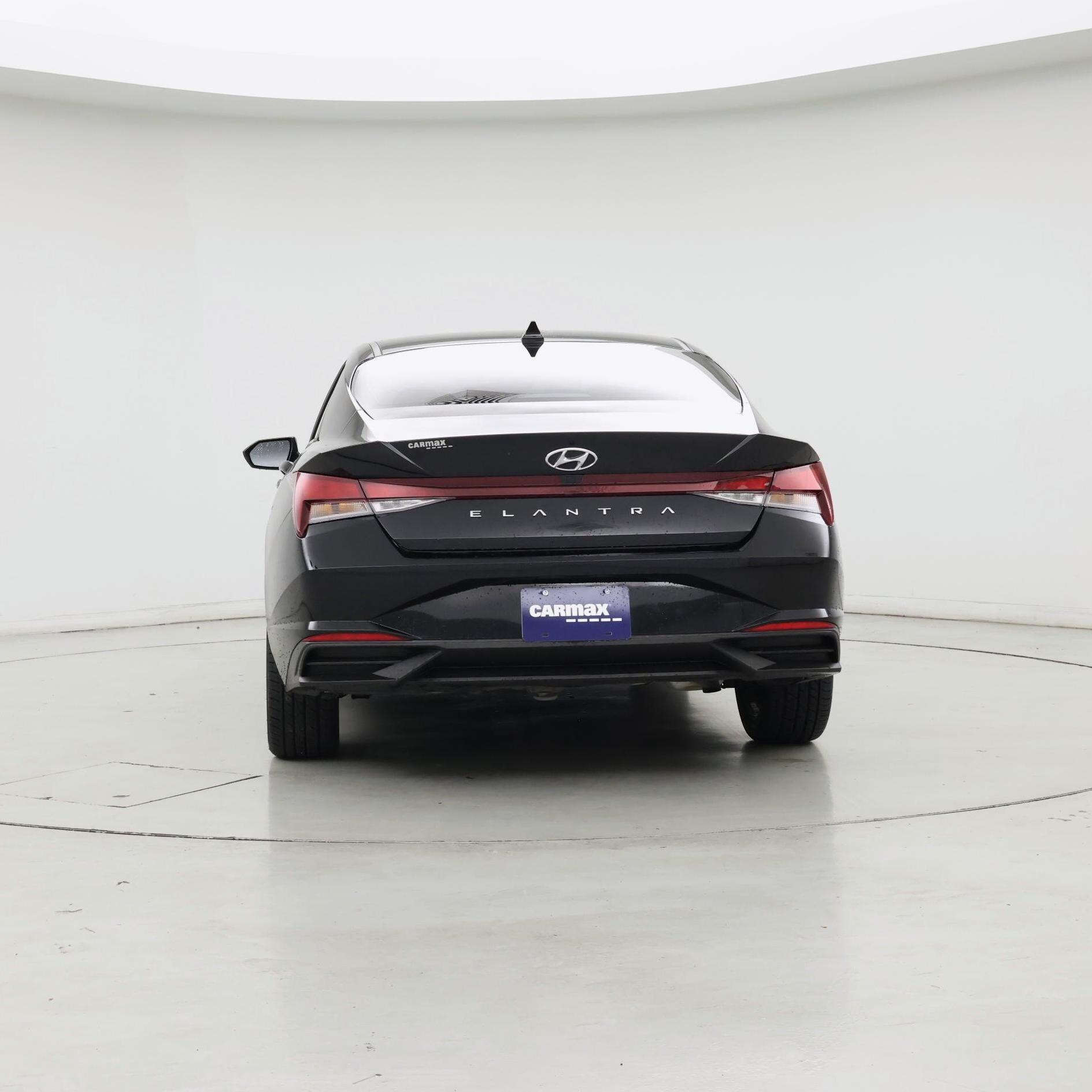 Thumbnail: 2023 Hyundai Elantra - 6