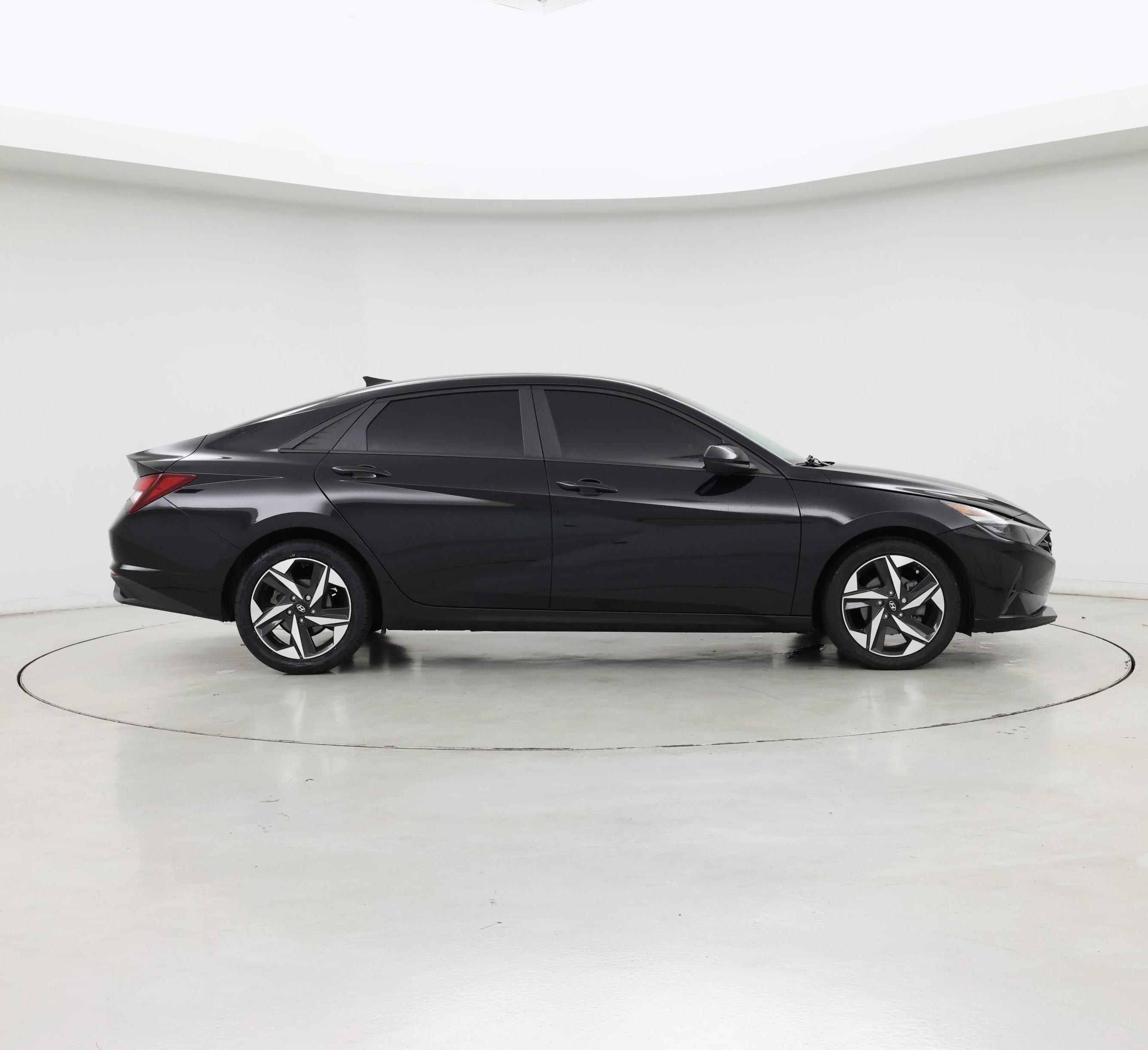 Thumbnail: 2023 Hyundai Elantra - 7