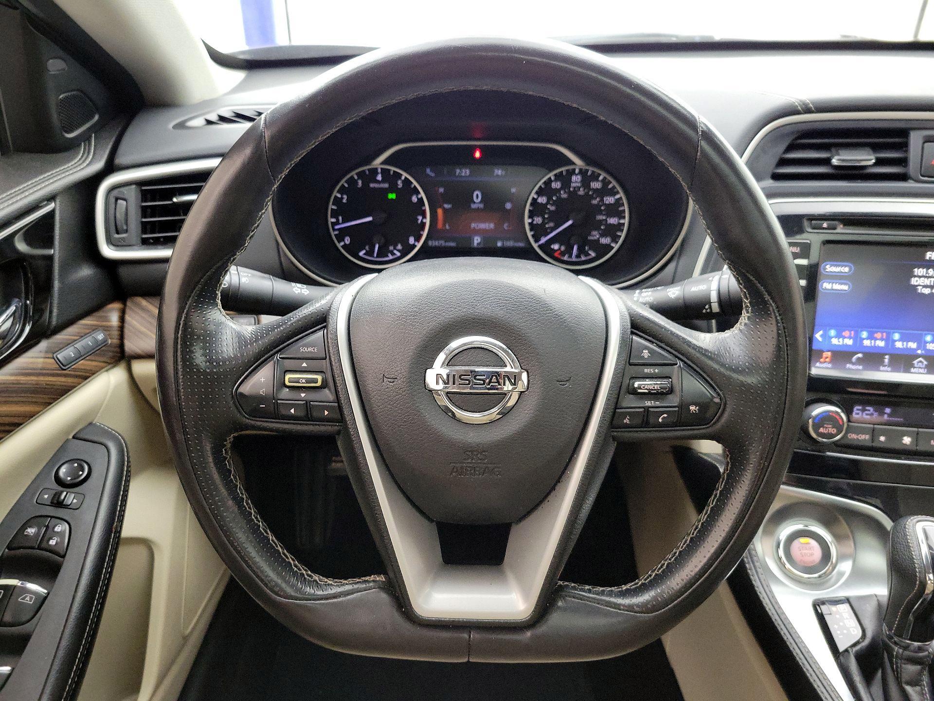 Thumbnail: 2016 Nissan Maxima - 10