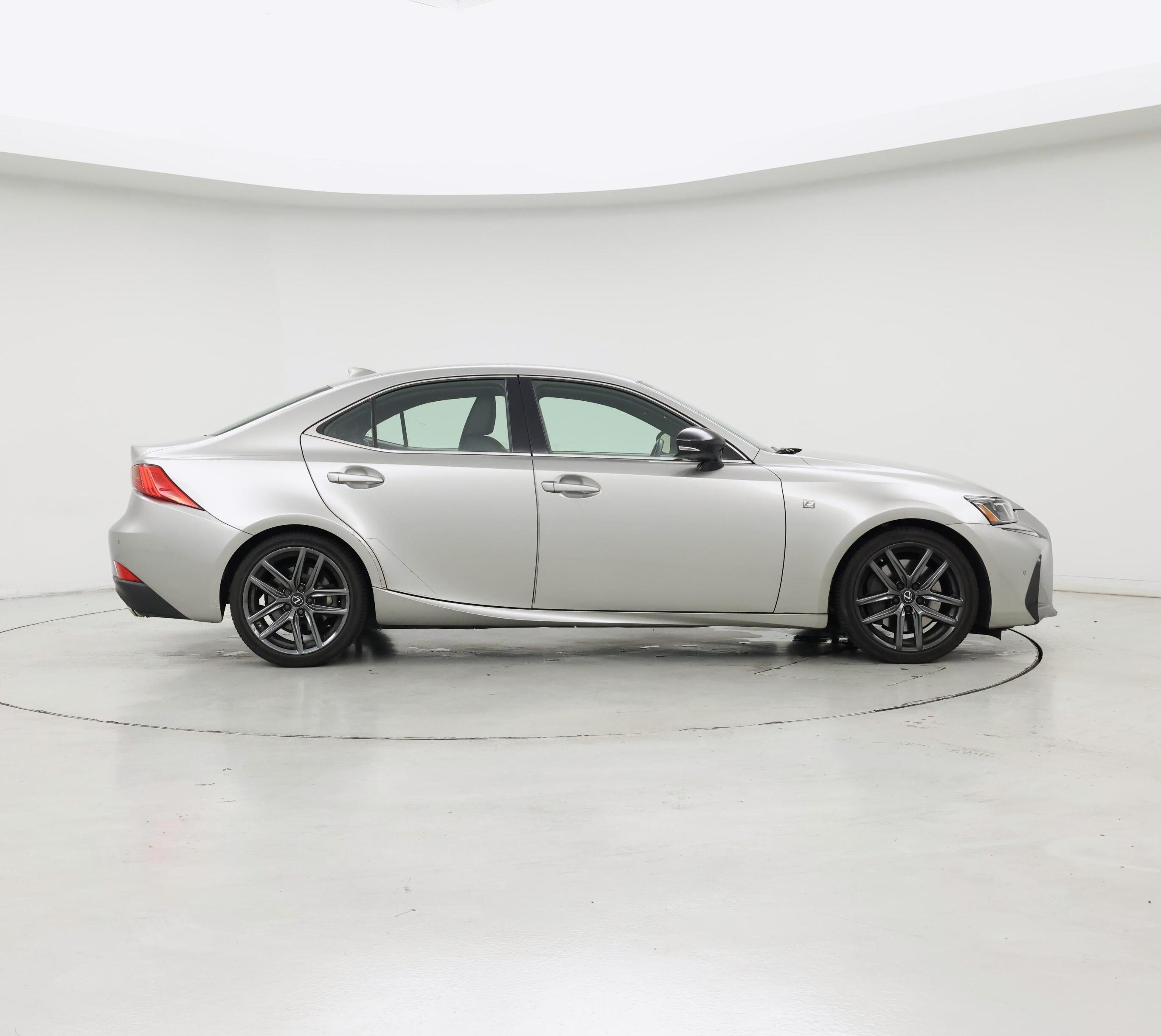 Thumbnail: 2019 Lexus IS - 7
