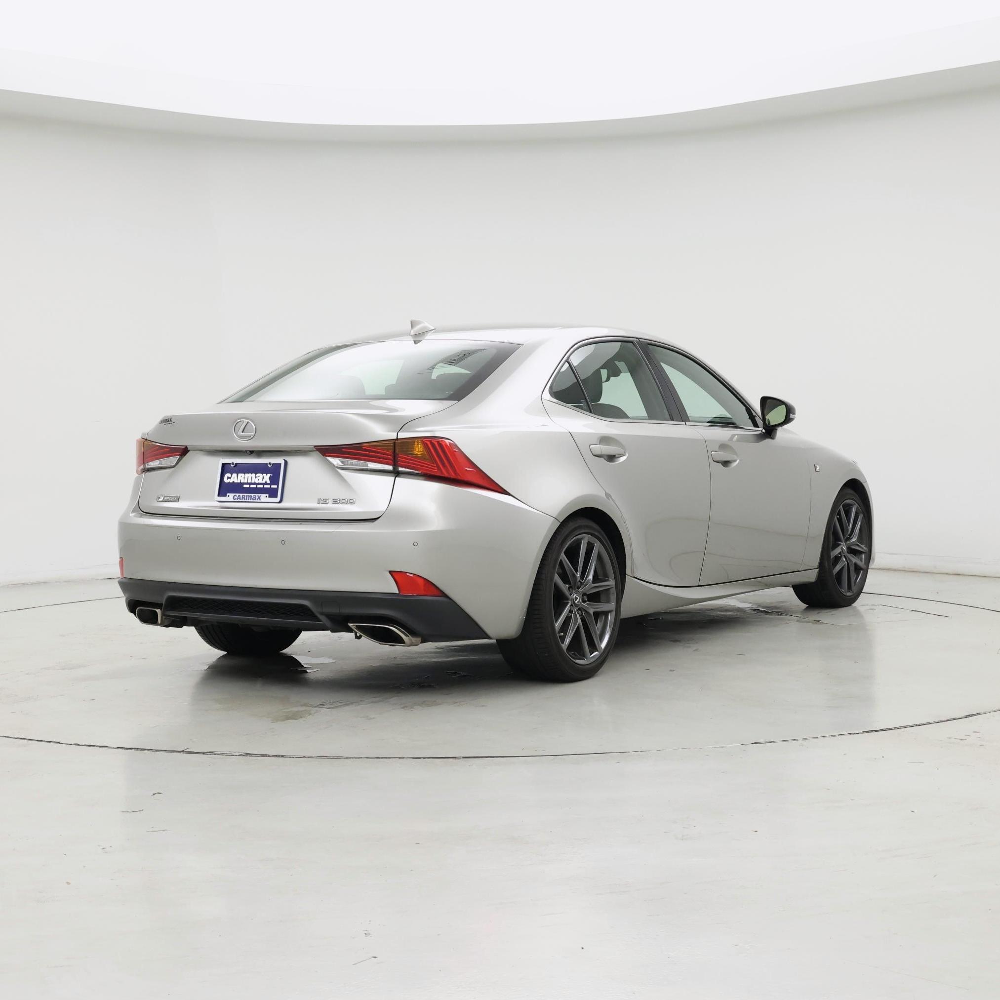 Thumbnail: 2019 Lexus IS - 8