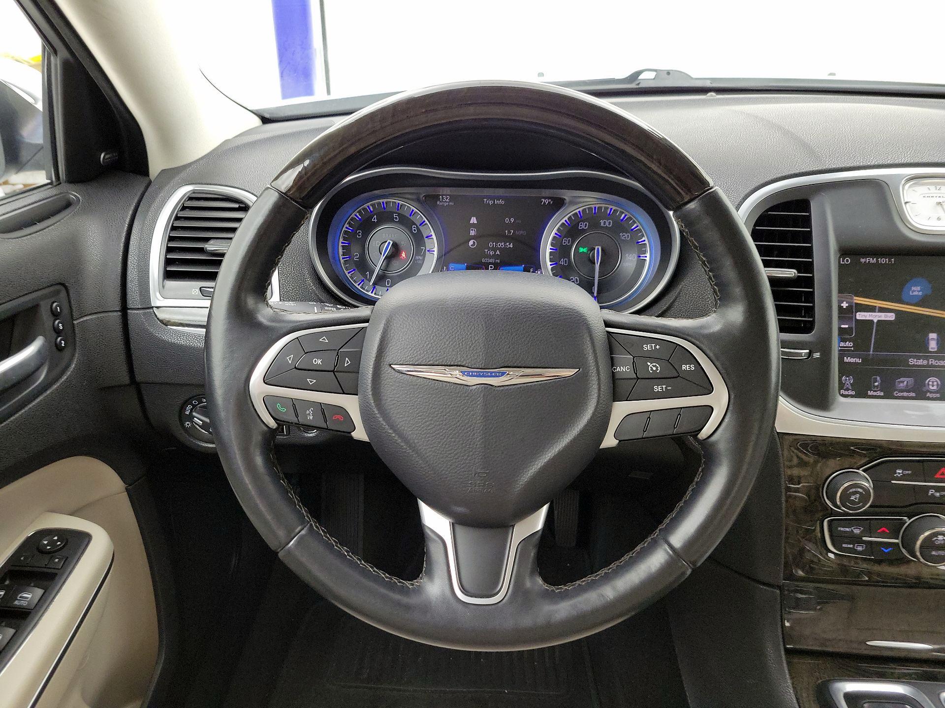 Thumbnail: 2015 Chrysler 300 - 10