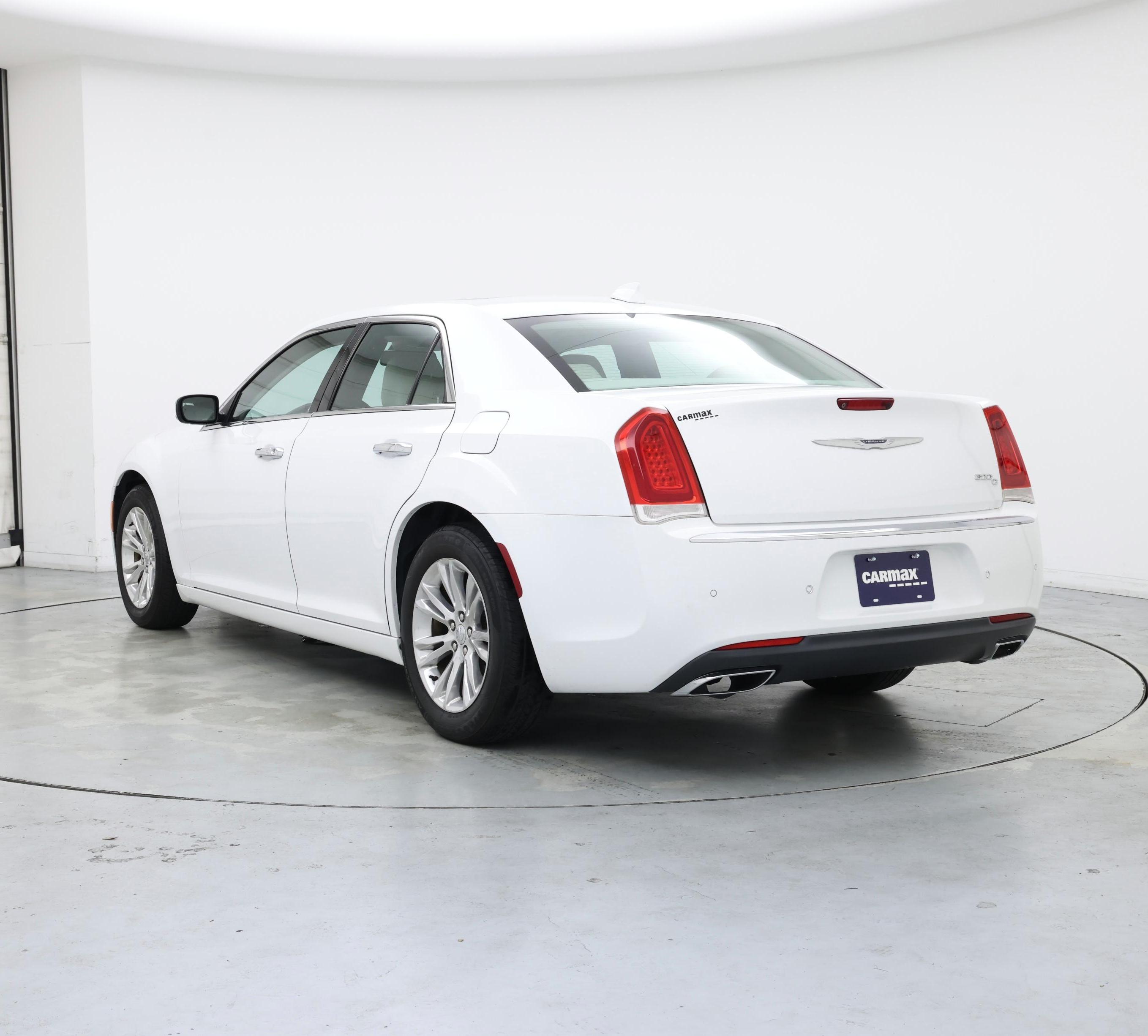 Thumbnail: 2015 Chrysler 300 - 2