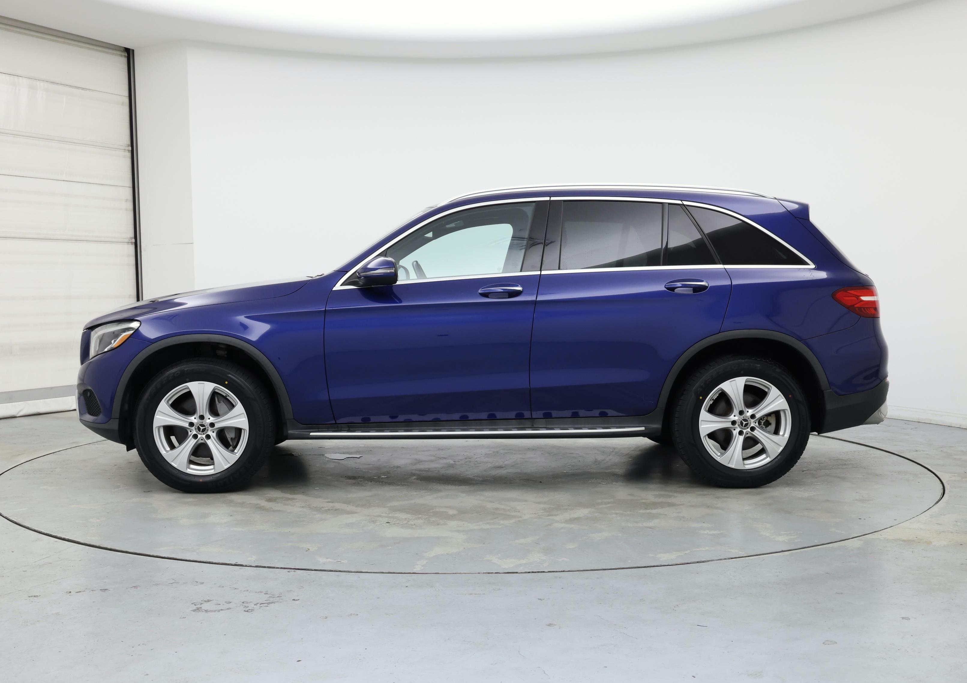 Thumbnail: 2018 Mercedes-Benz GLC - 3