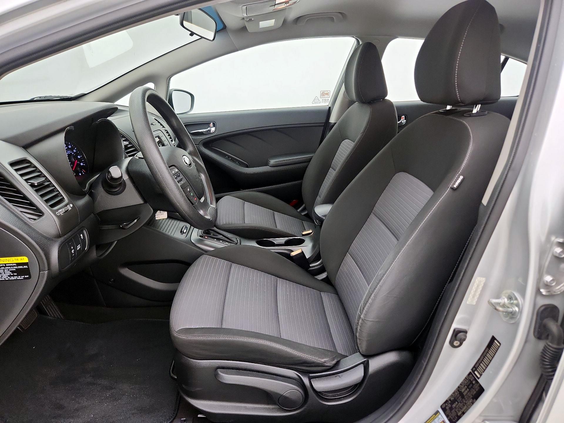 Thumbnail: 2015 Kia Forte - 11