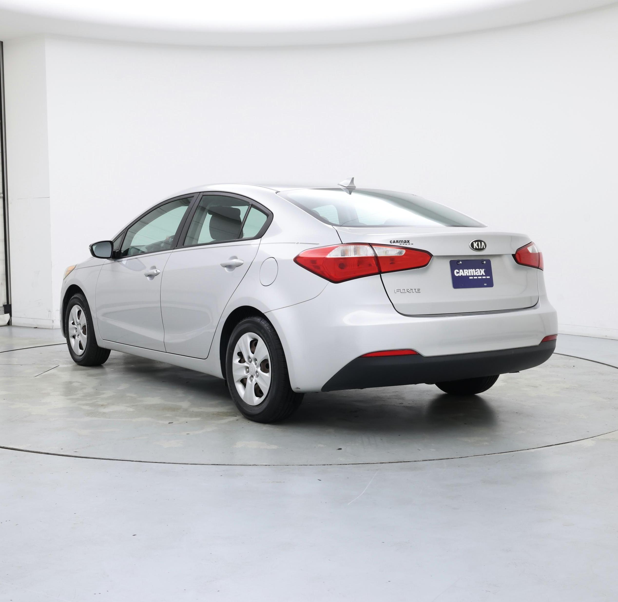 Thumbnail: 2015 Kia Forte - 2