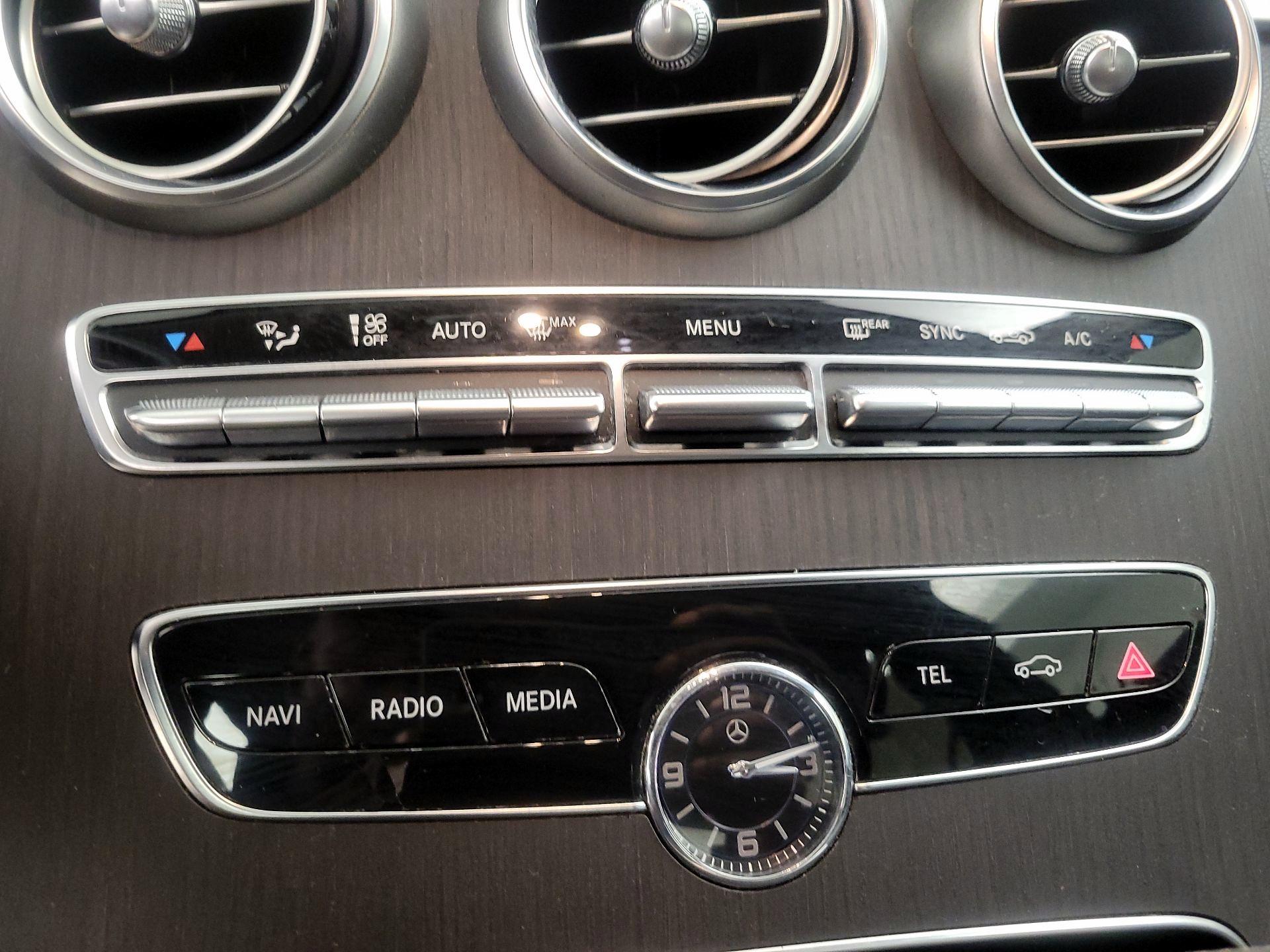 Thumbnail: 2020 Mercedes-Benz C-Class - 15
