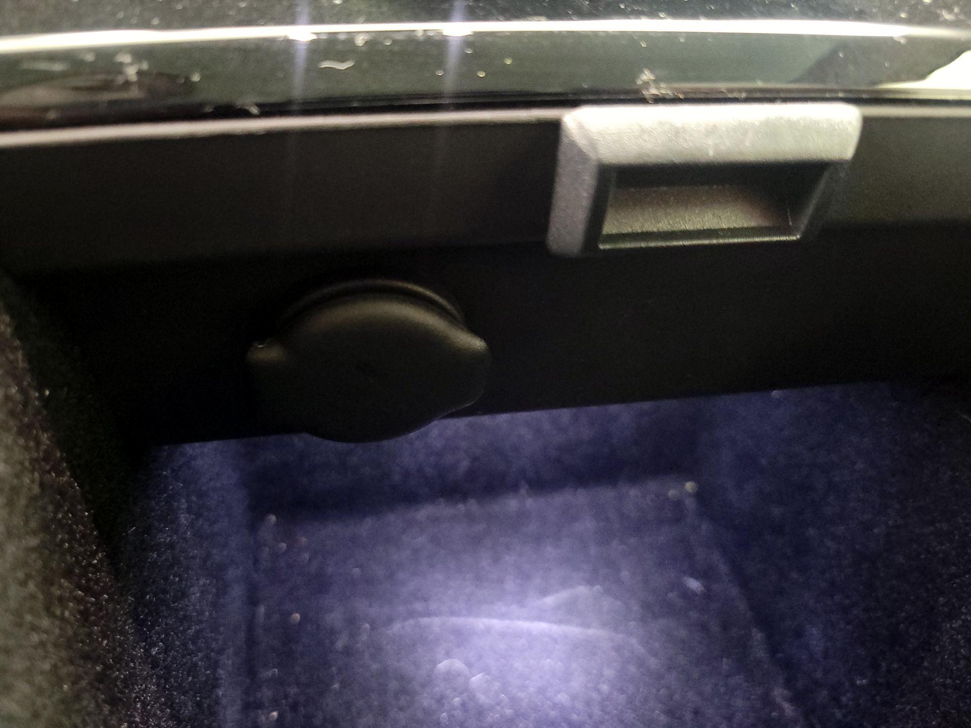 Thumbnail: 2020 Tesla Model 3 - 16