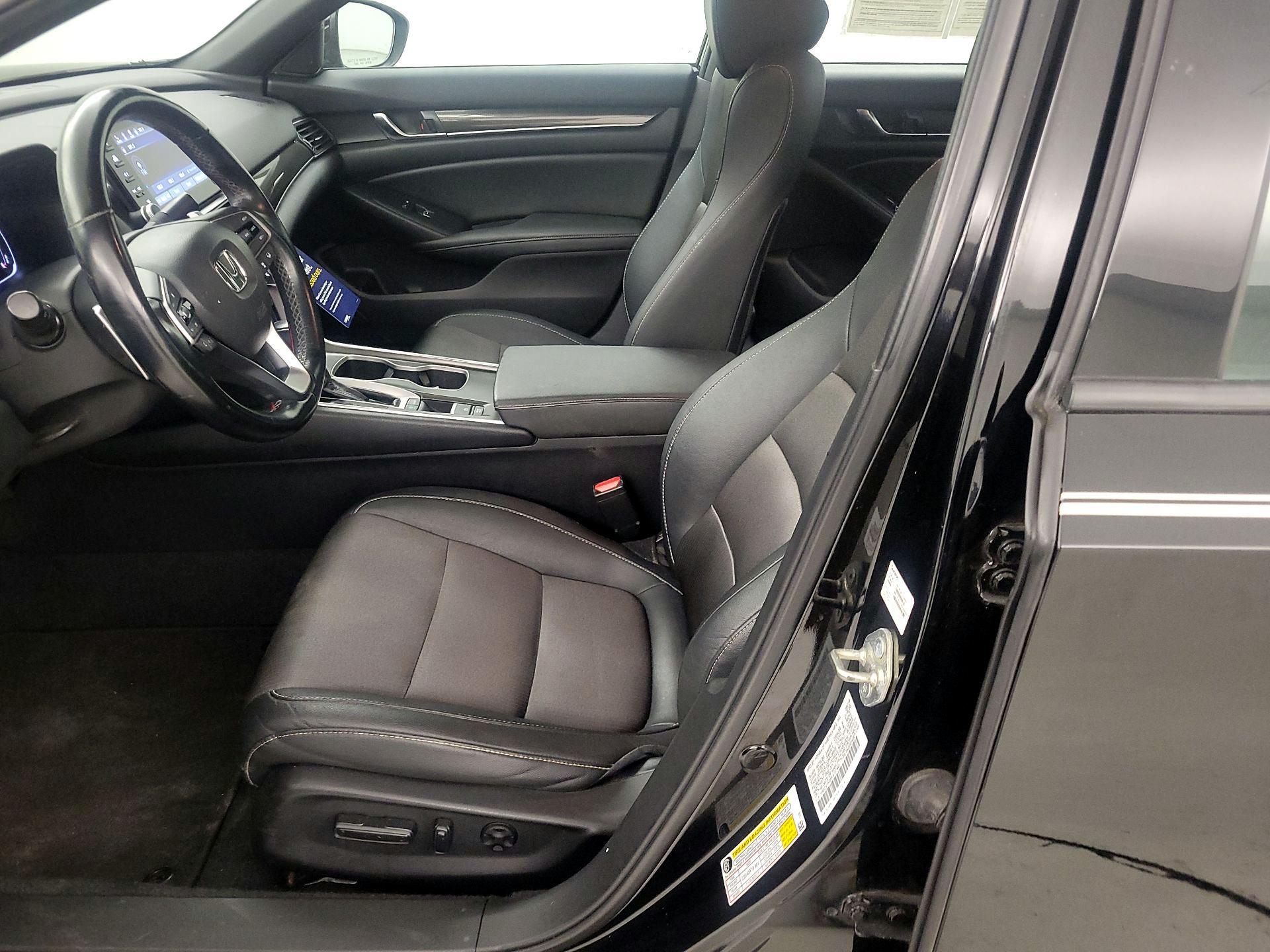 Thumbnail: 2019 Honda Accord - 9
