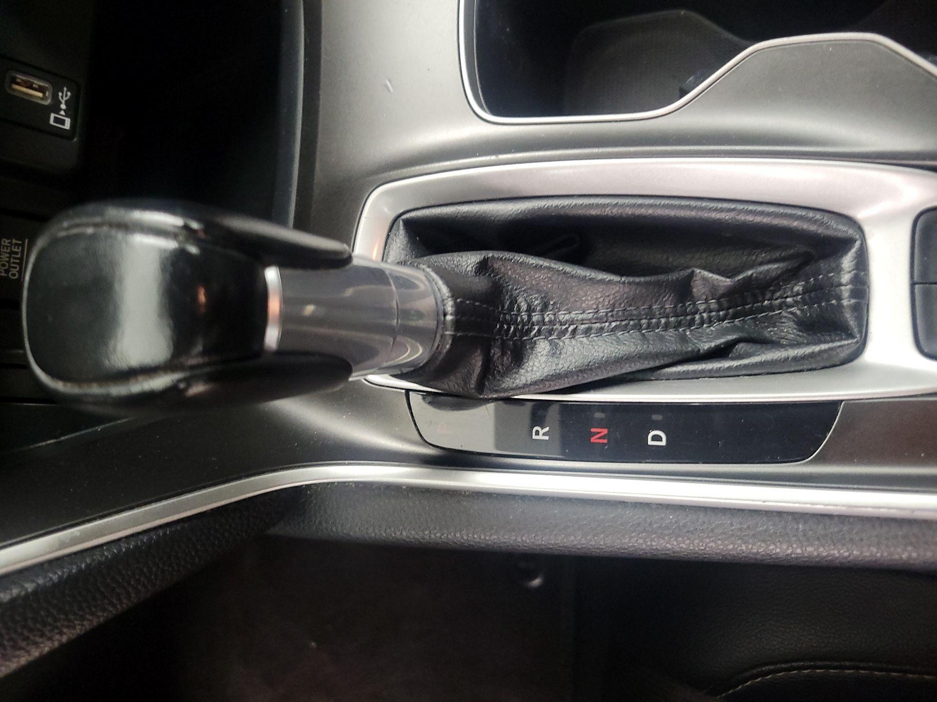 Thumbnail: 2019 Honda Accord - 15
