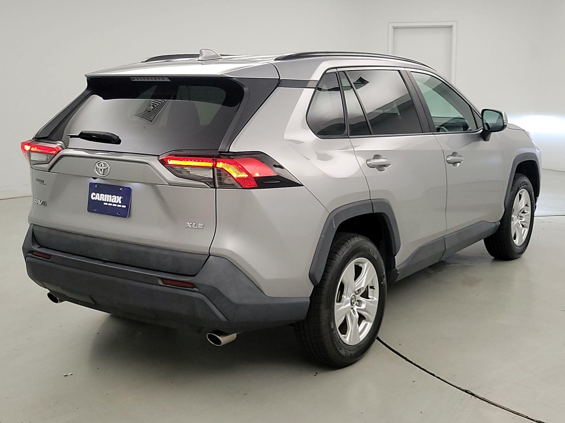 Thumbnail: 2020 Toyota RAV4 - 5