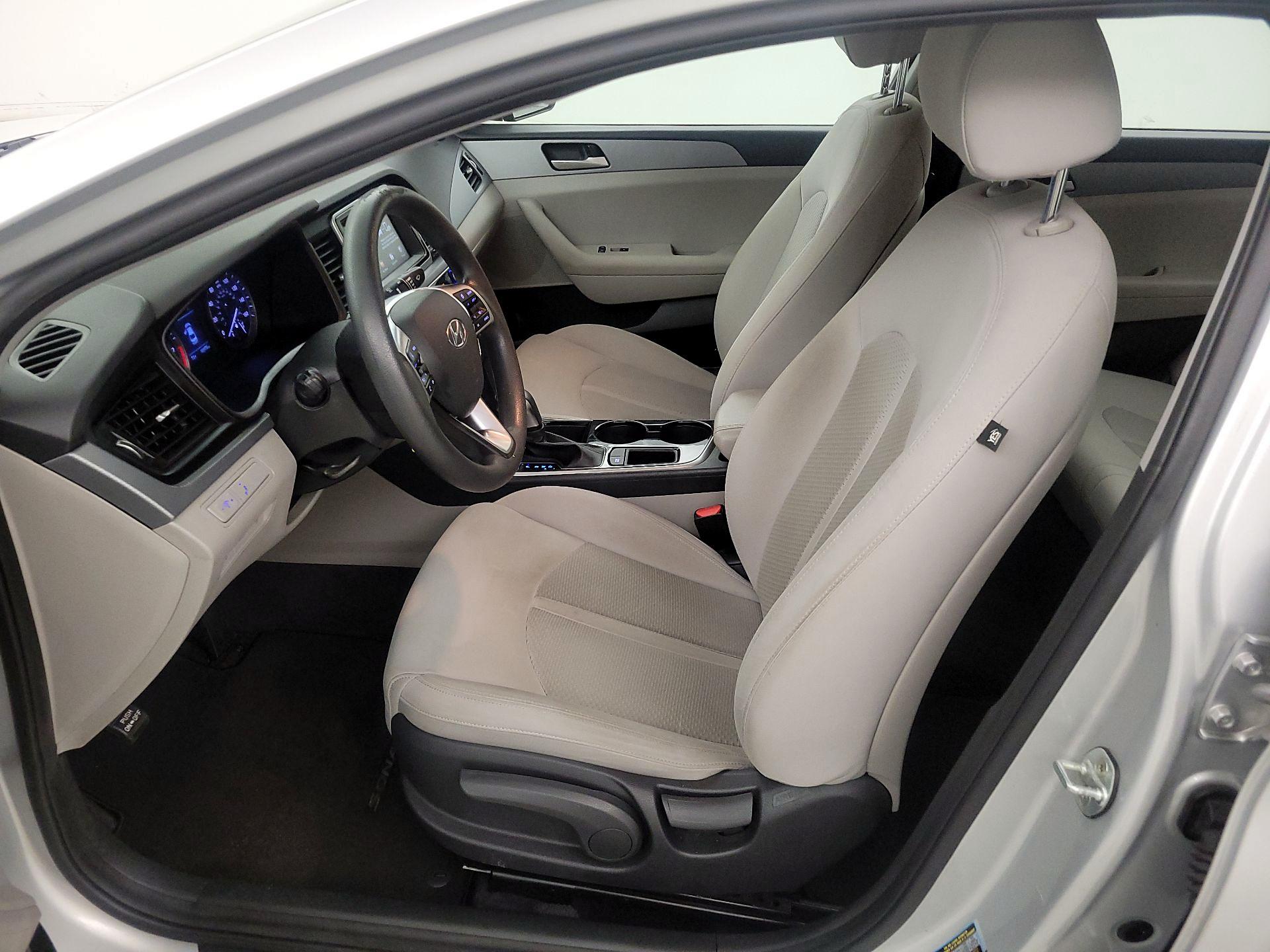 Thumbnail: 2019 Hyundai Sonata - 9