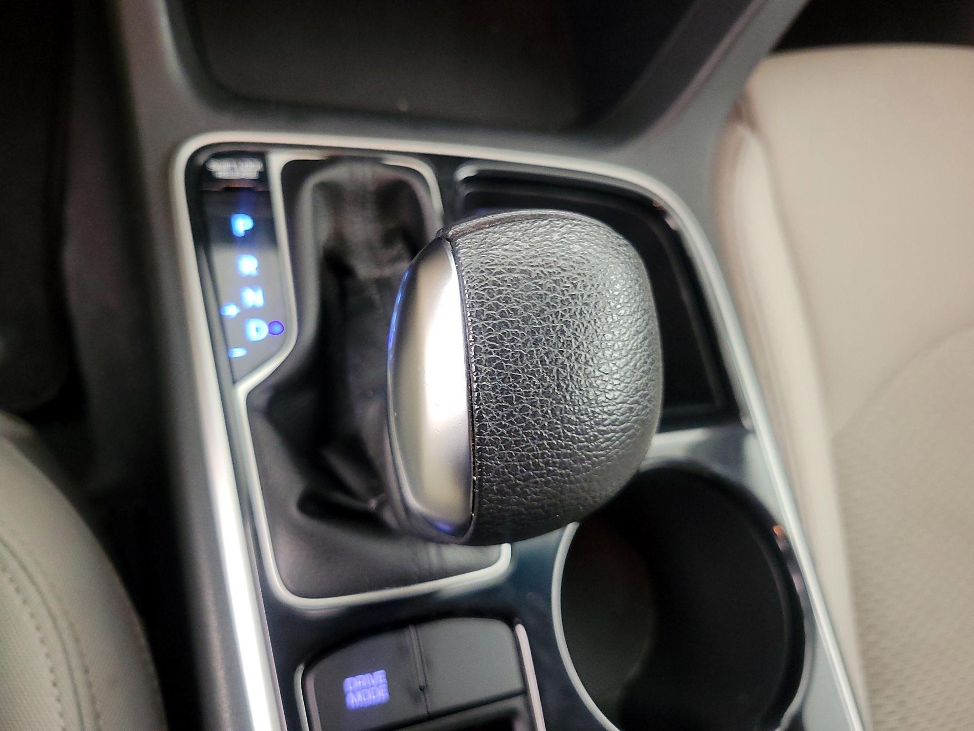 Thumbnail: 2019 Hyundai Sonata - 15