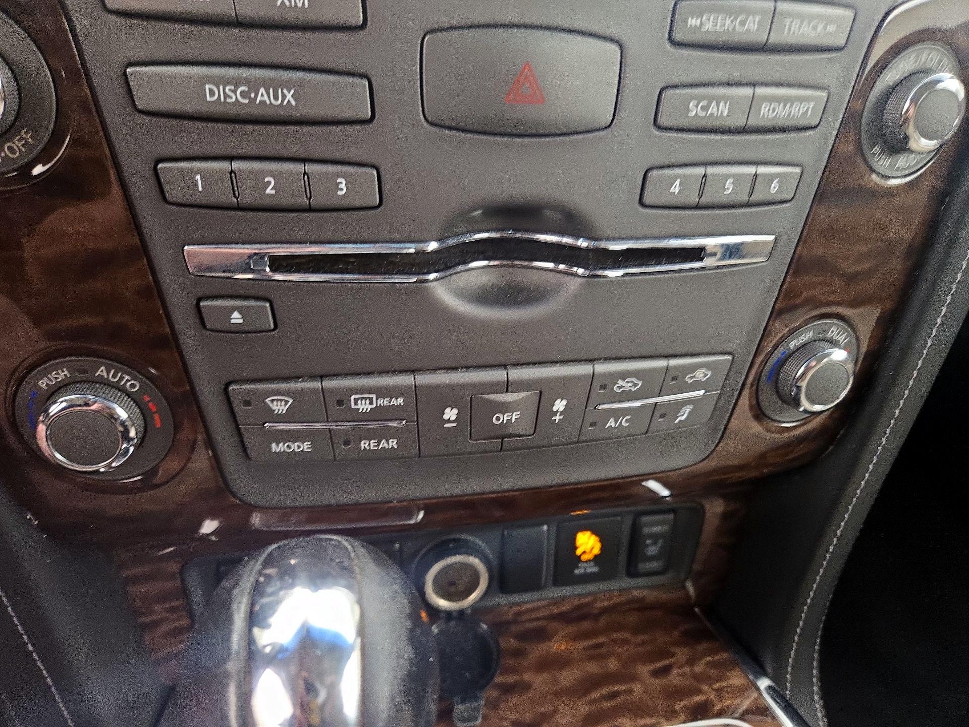Thumbnail: 2017 Nissan Armada - 17