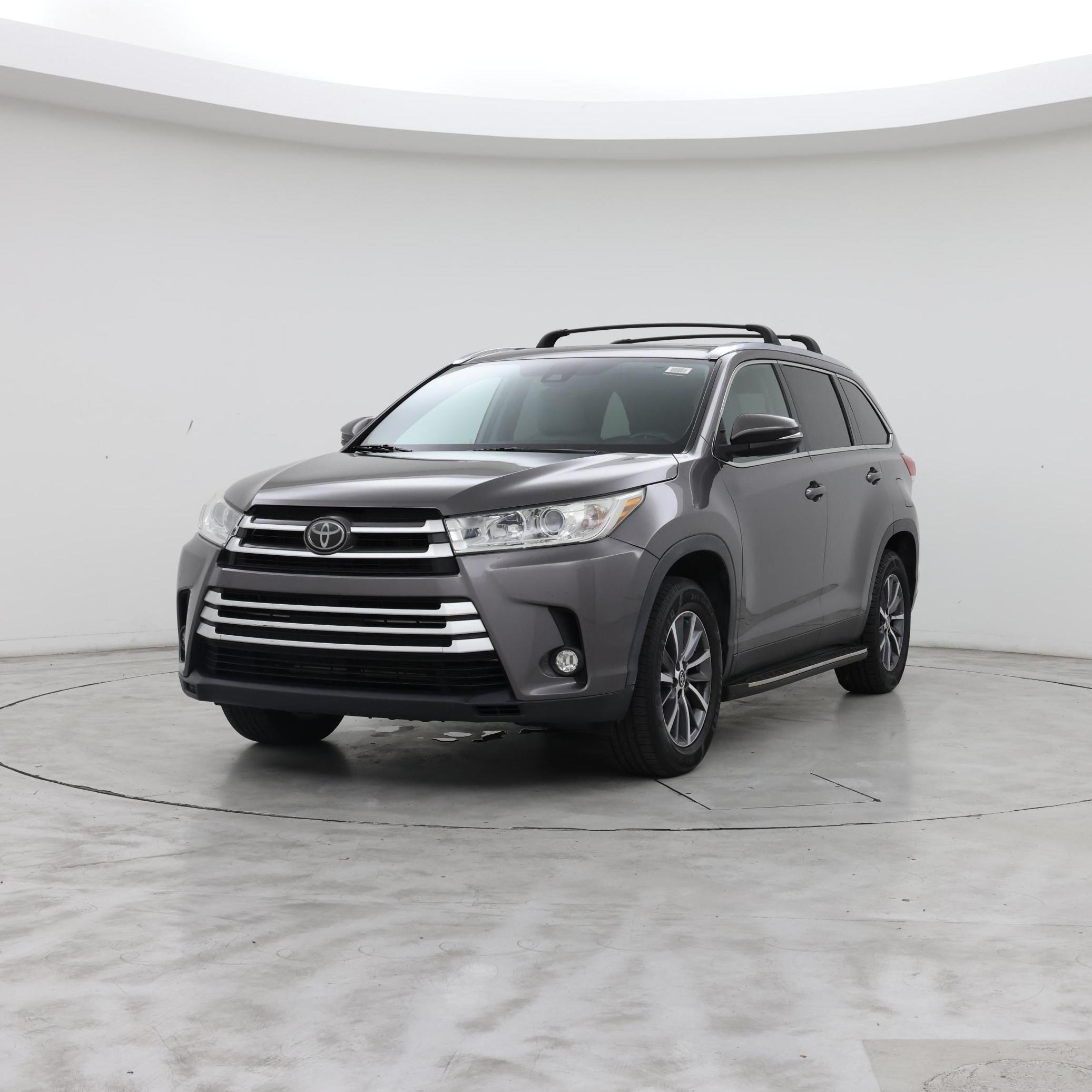 Thumbnail: 2019 Toyota Highlander - 4