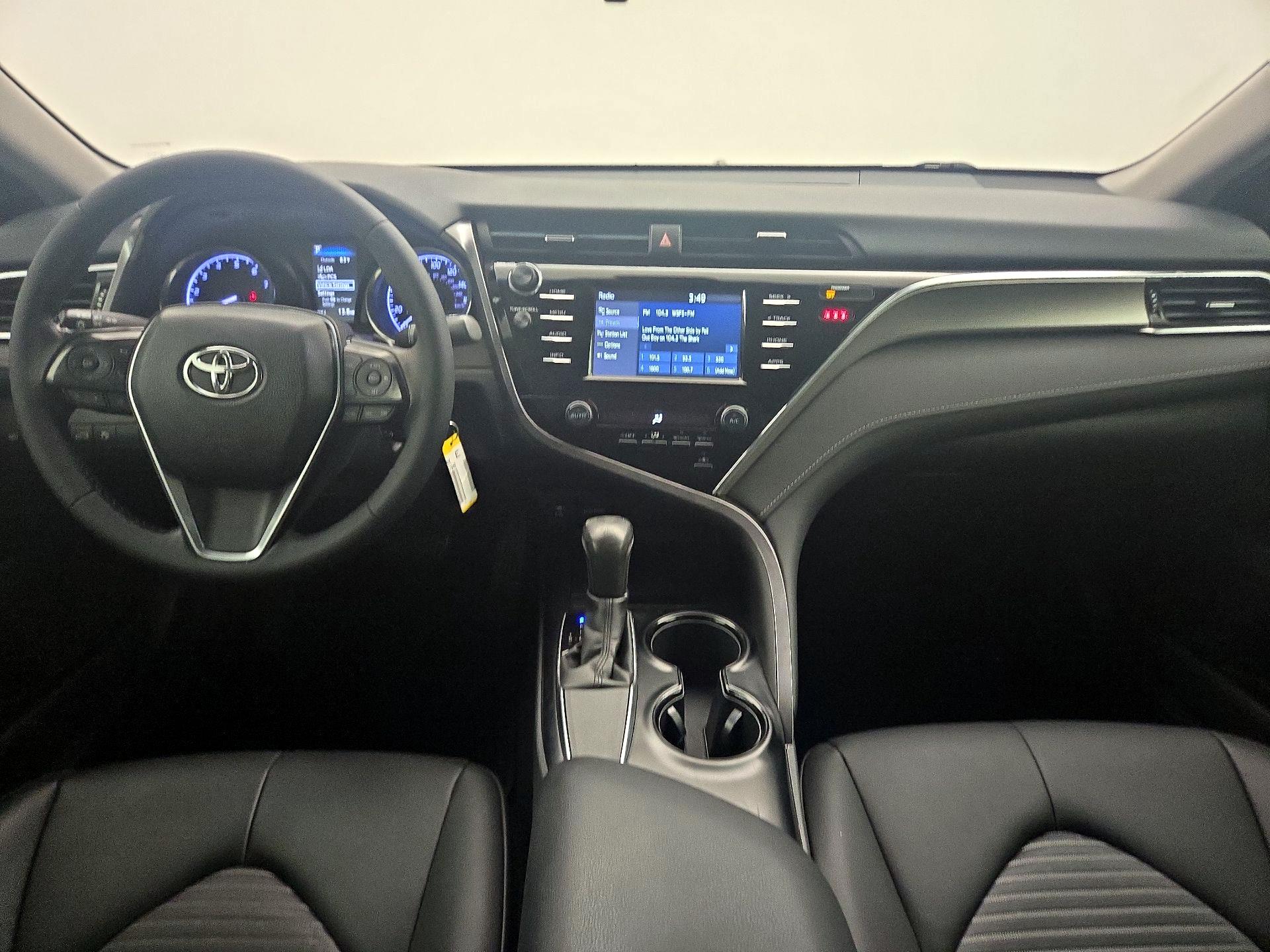 Thumbnail: 2018 Toyota Camry - 9