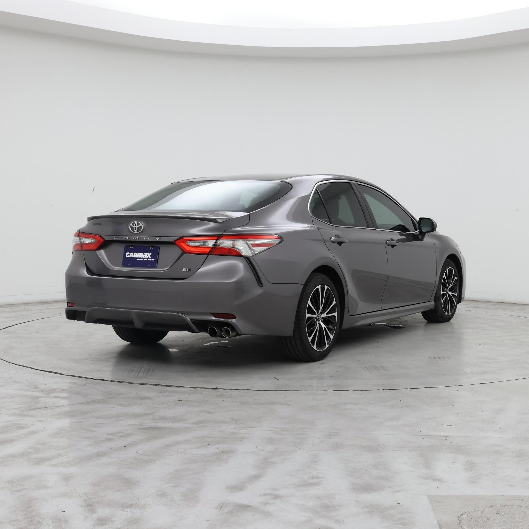 Thumbnail: 2018 Toyota Camry - 8