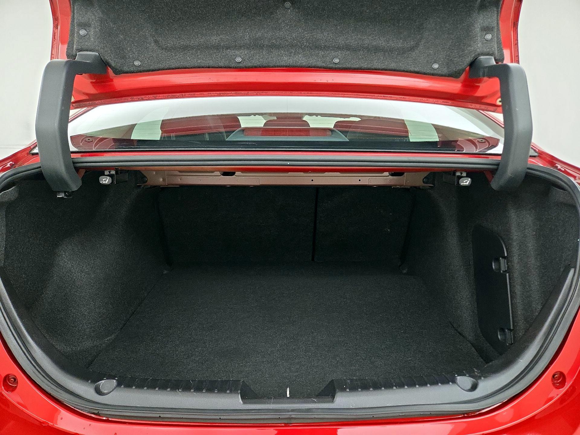 Thumbnail: 2018 Mazda Mazda3 - 20