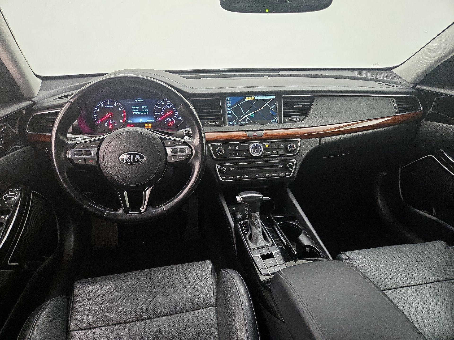 Thumbnail: 2017 Kia Cadenza - 9
