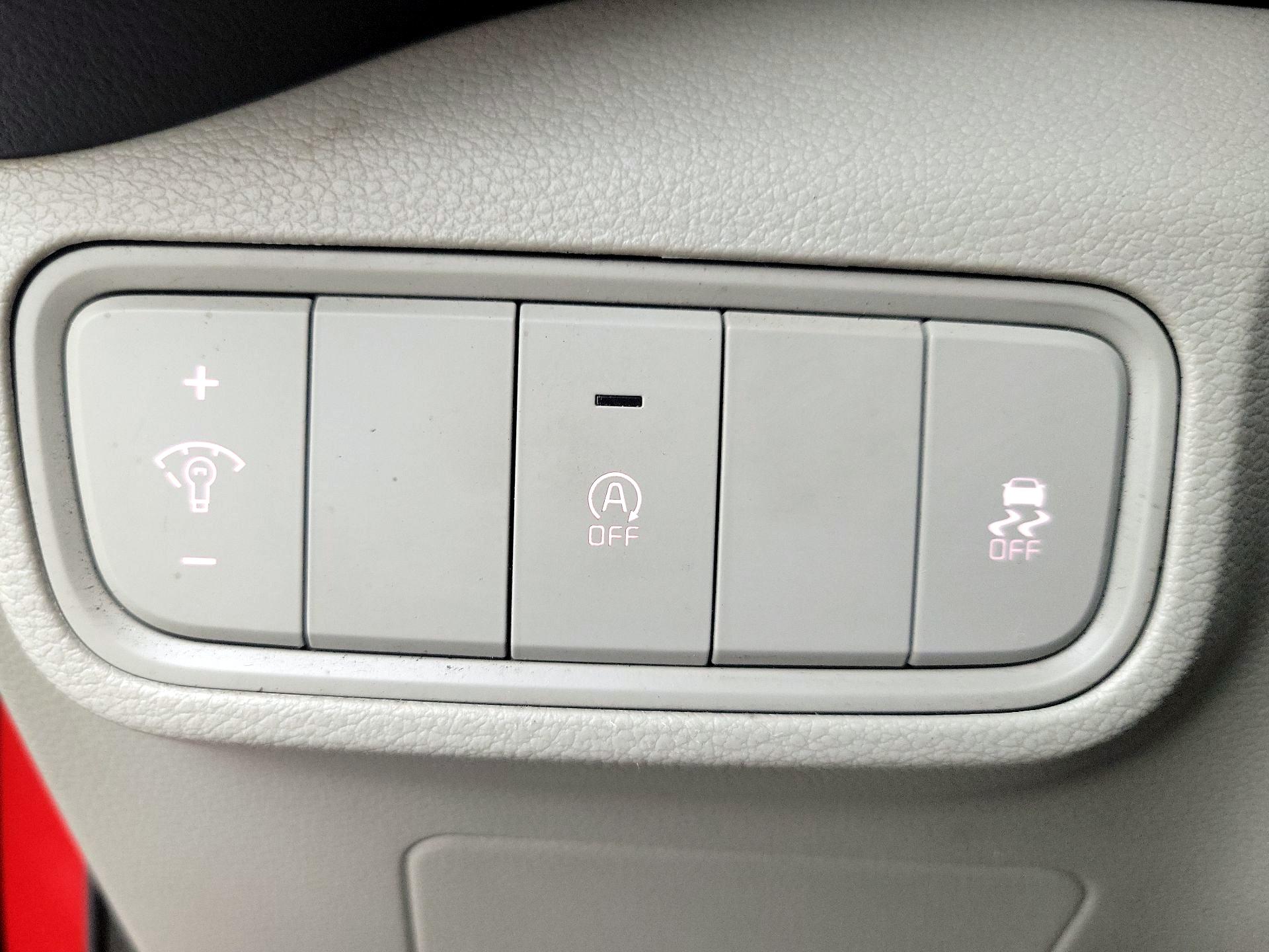 Thumbnail: 2020 Kia Soul - 13