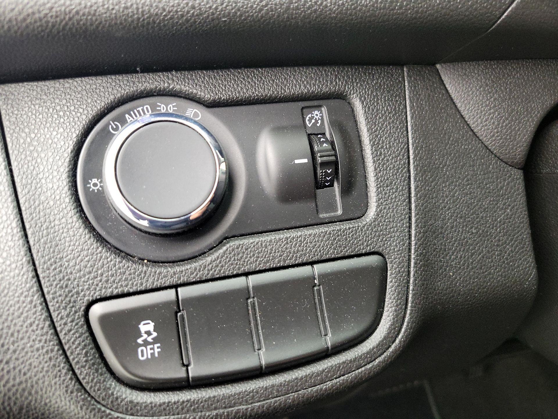 Thumbnail: 2016 Chevrolet Spark - 13