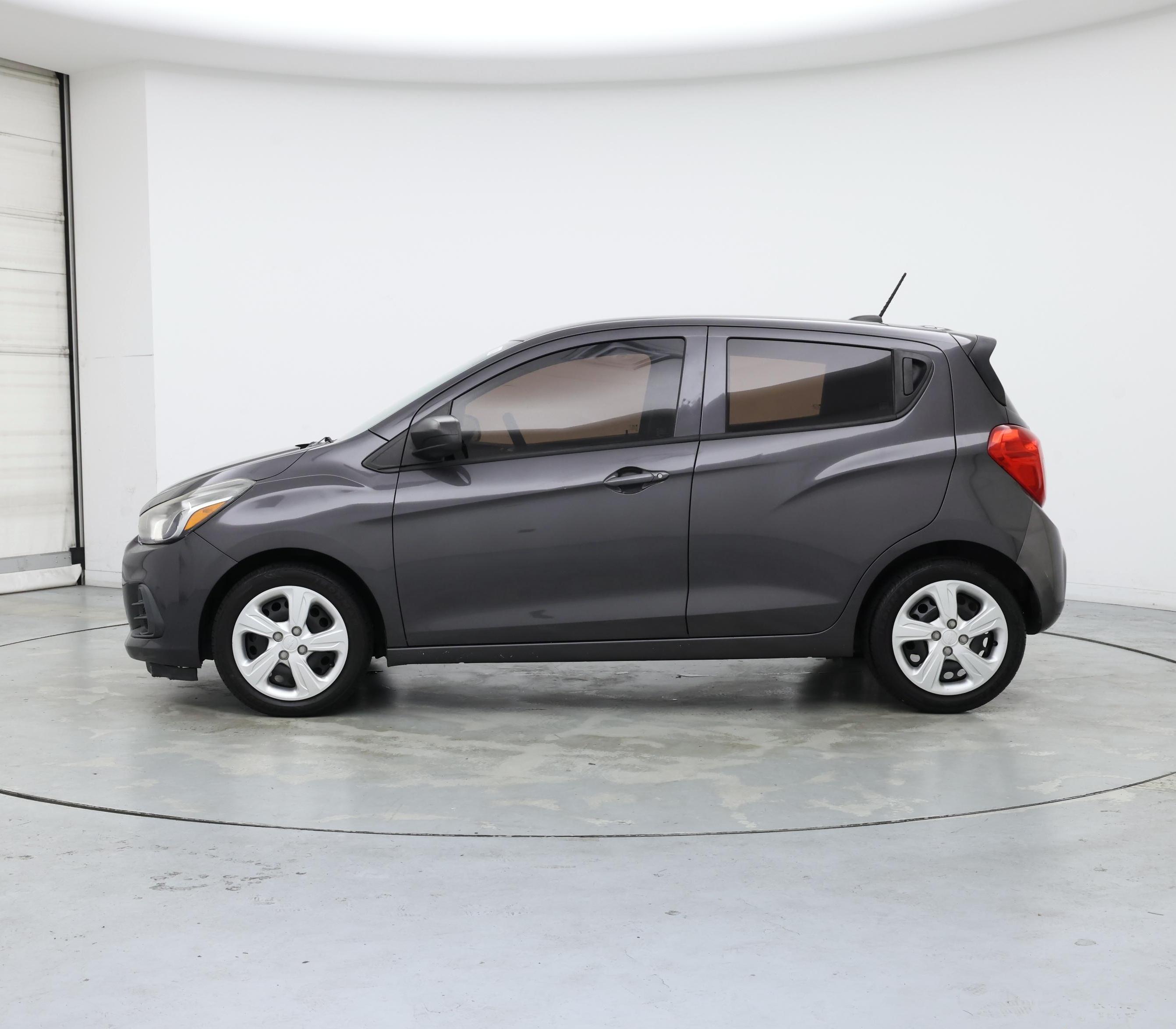 Thumbnail: 2016 Chevrolet Spark - 3