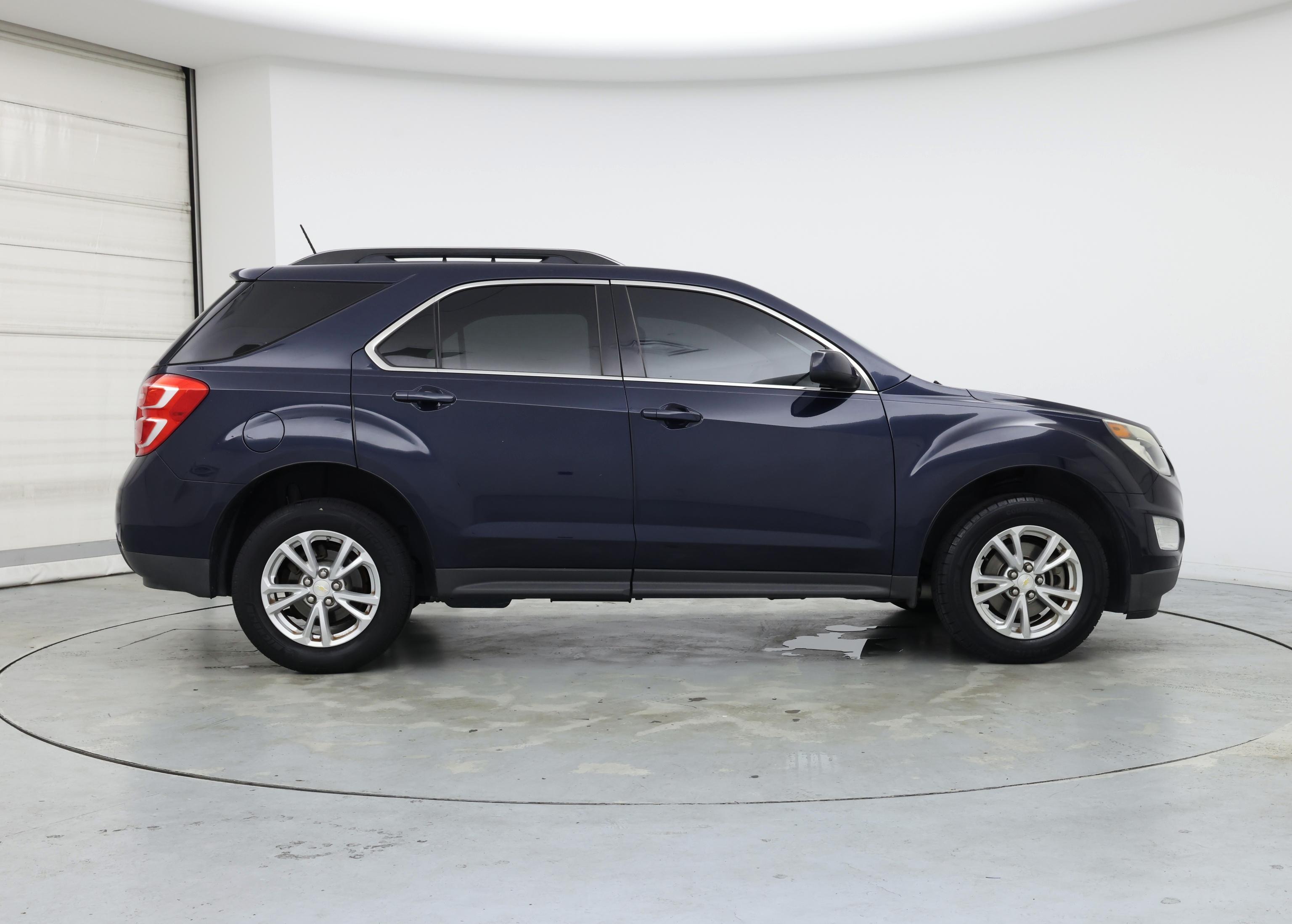 Thumbnail: 2017 Chevrolet Equinox - 7