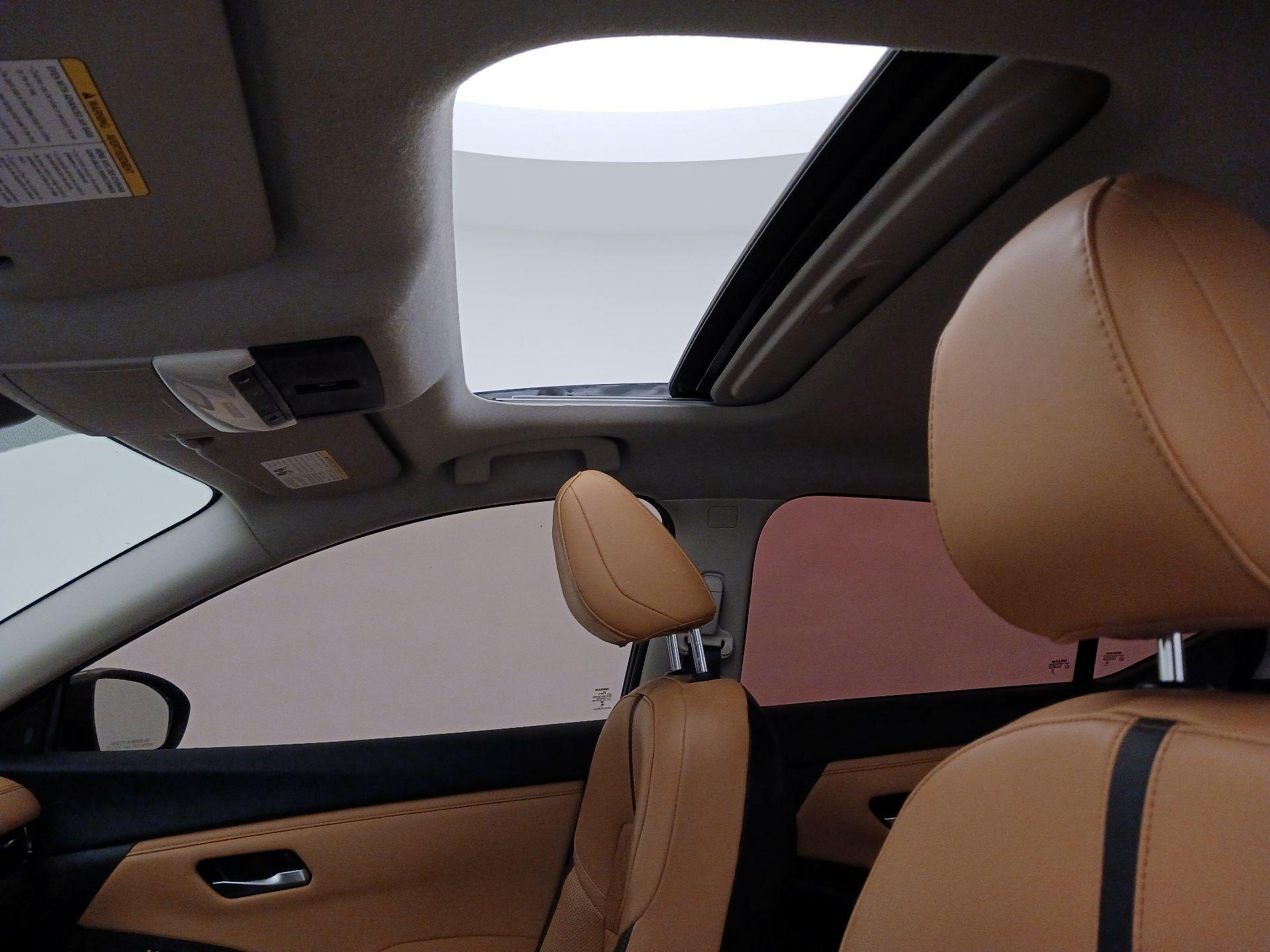 Thumbnail: 2022 Nissan Sentra - 19