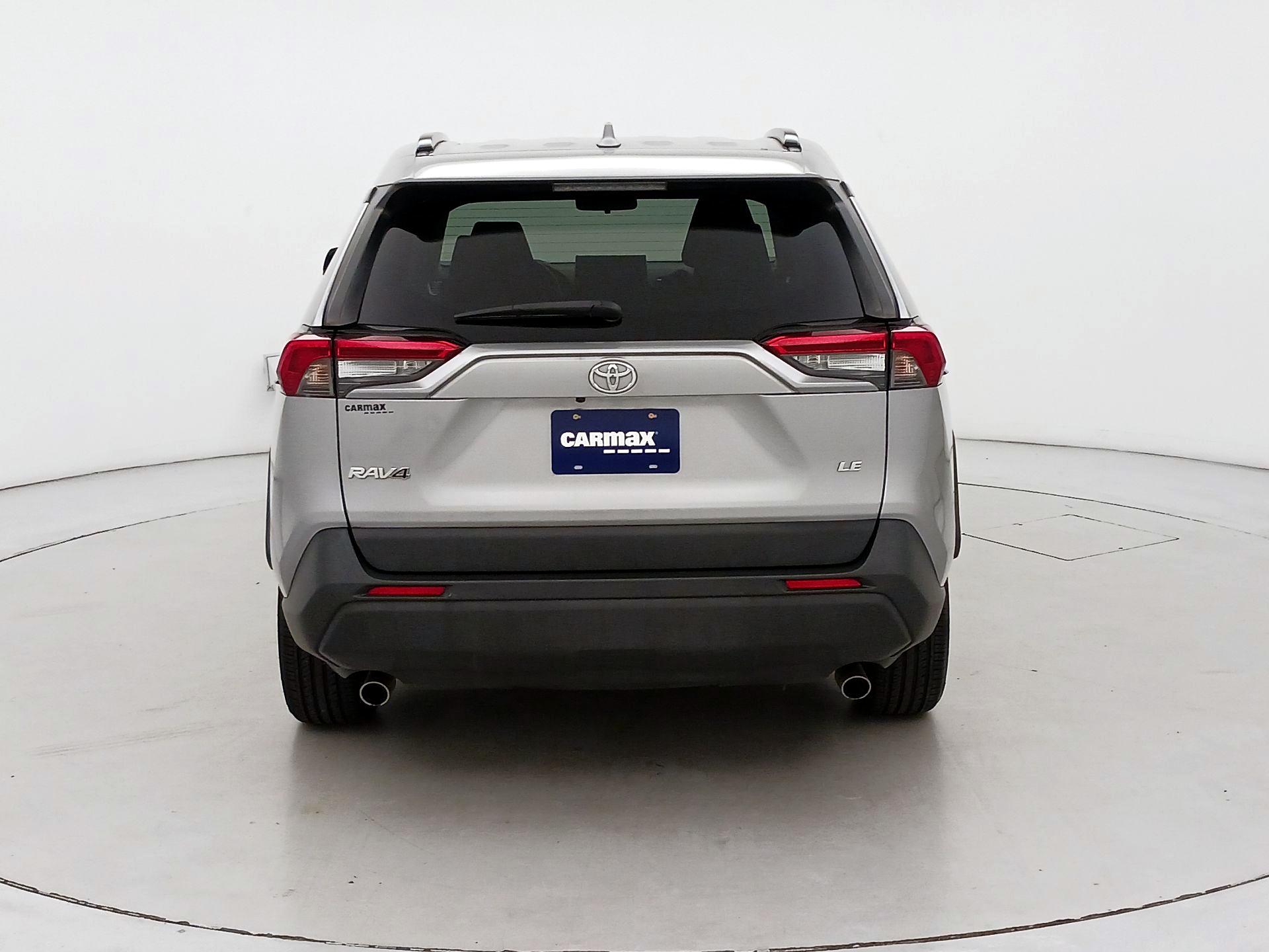 Thumbnail: 2021 Toyota RAV4 - 6