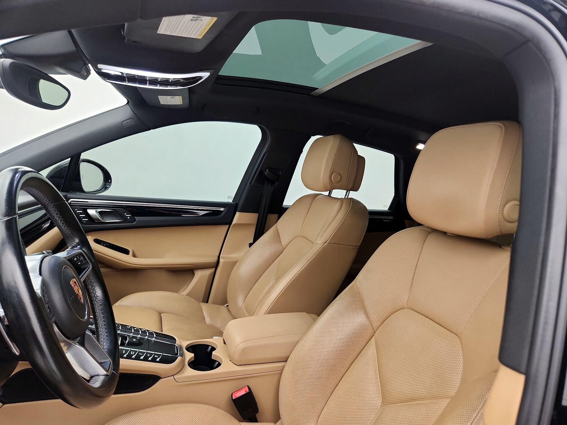 Thumbnail: 2018 Porsche Macan - 20
