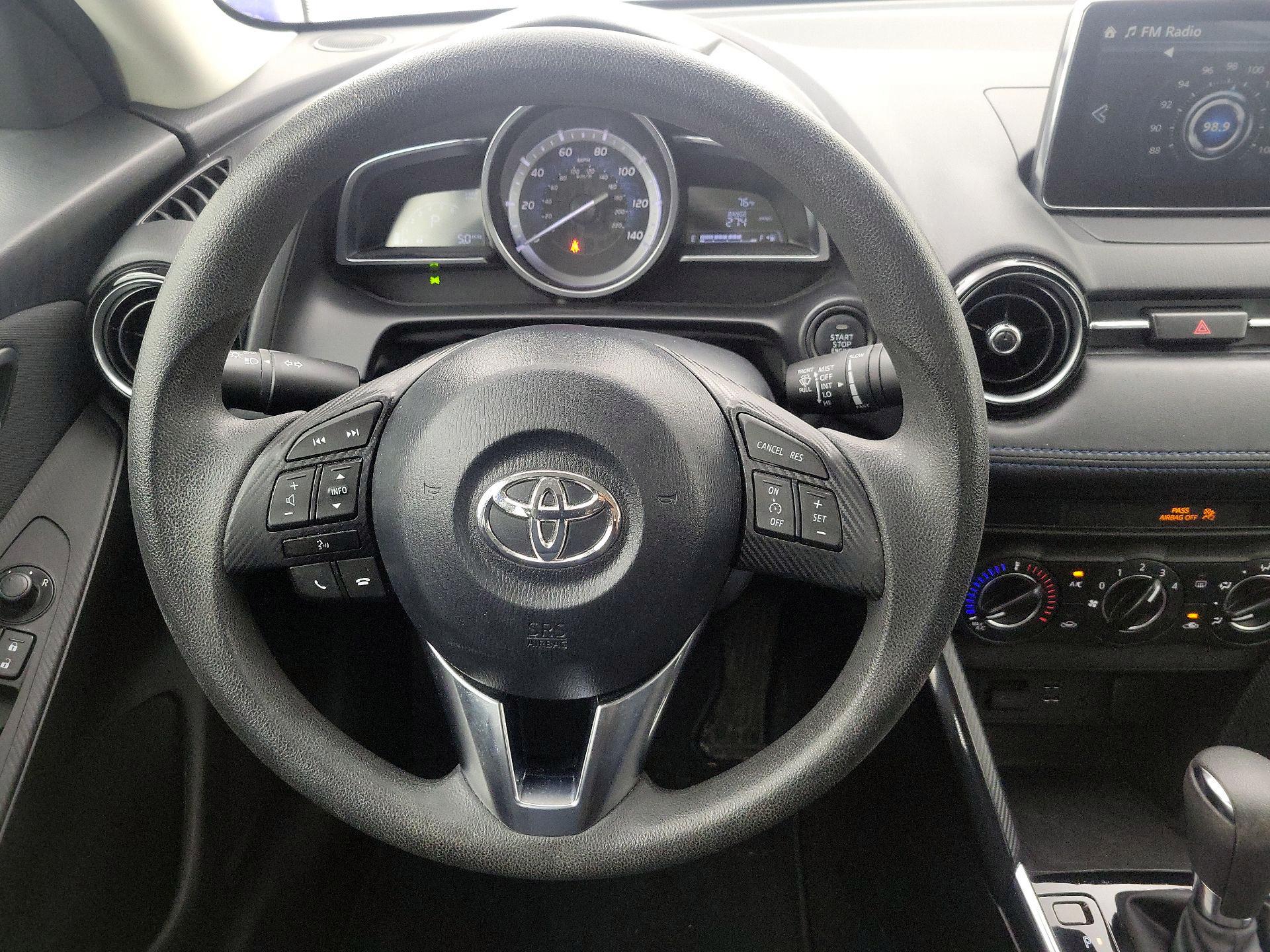 Thumbnail: 2018 Toyota Yaris iA - 10