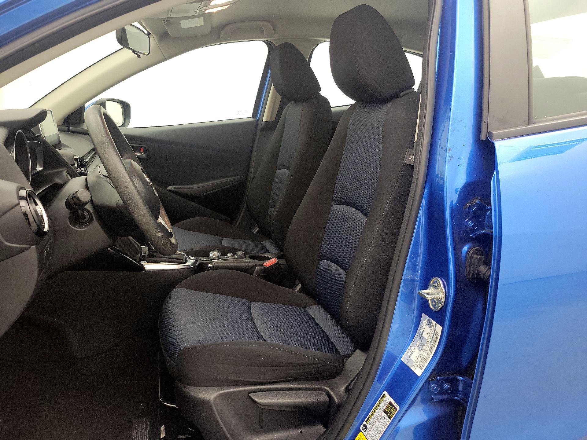 Thumbnail: 2018 Toyota Yaris iA - 11