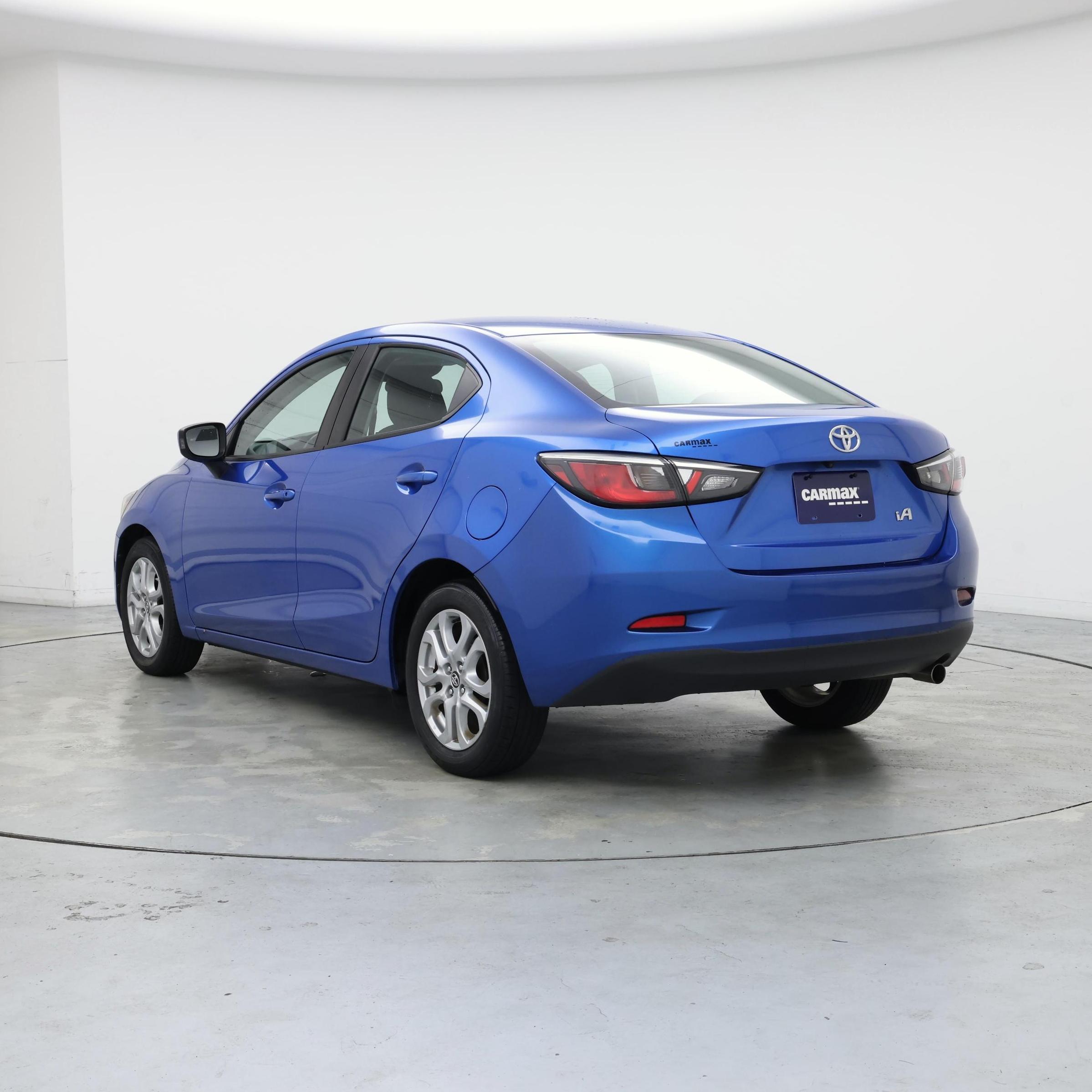 Thumbnail: 2018 Toyota Yaris iA - 2