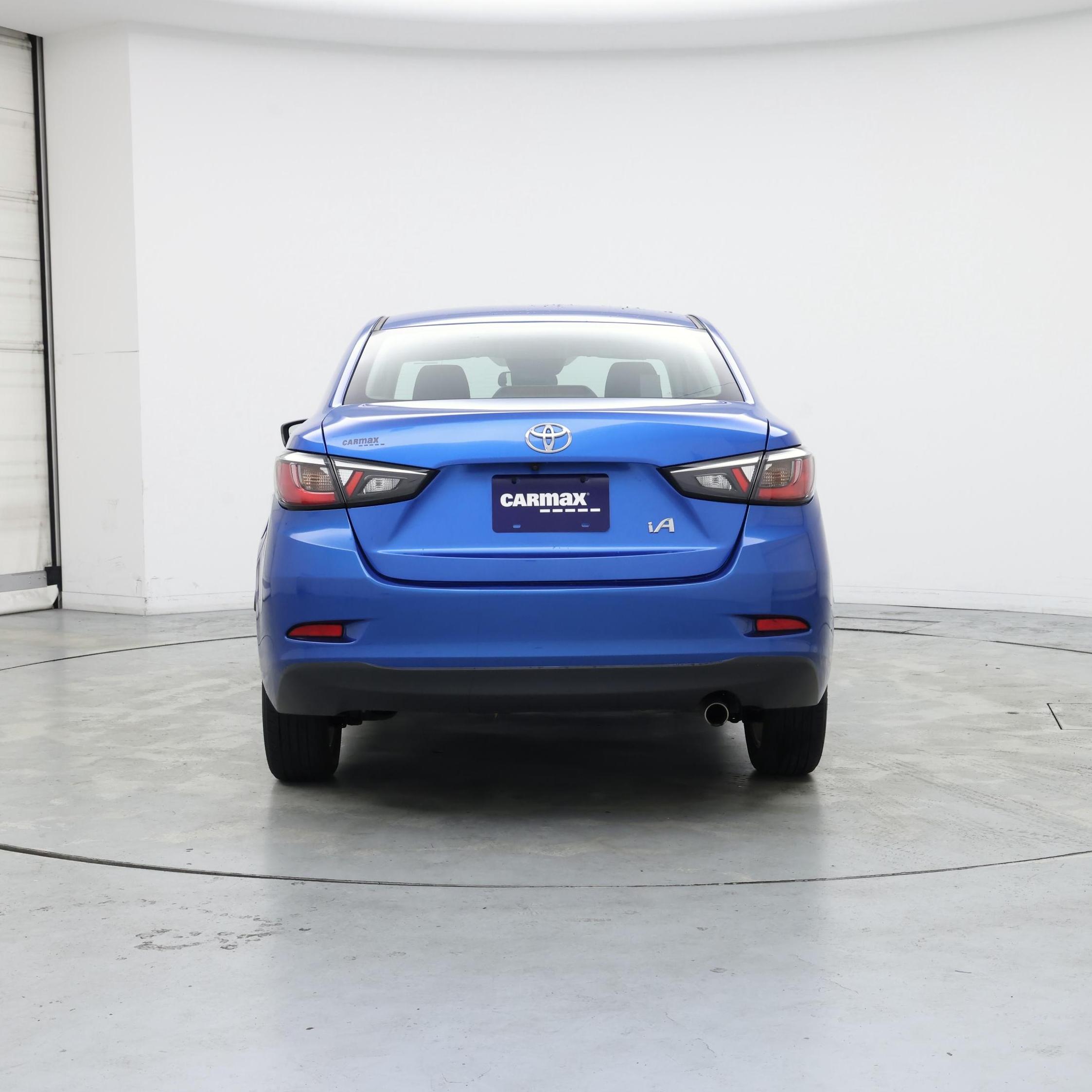 Thumbnail: 2018 Toyota Yaris iA - 6