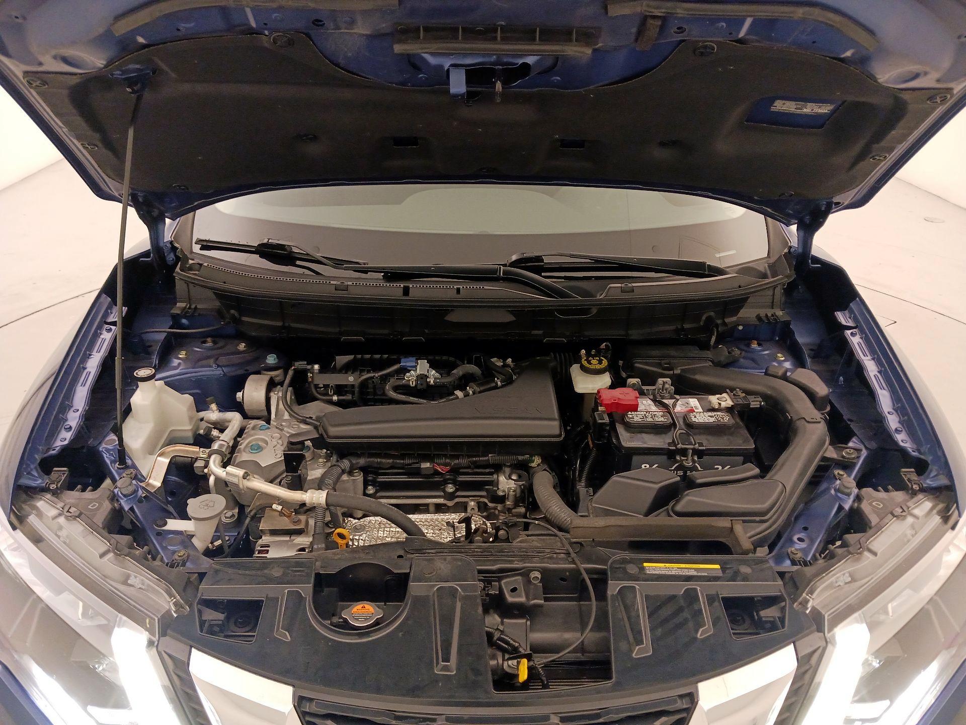 Thumbnail: 2019 Nissan Rogue - 19