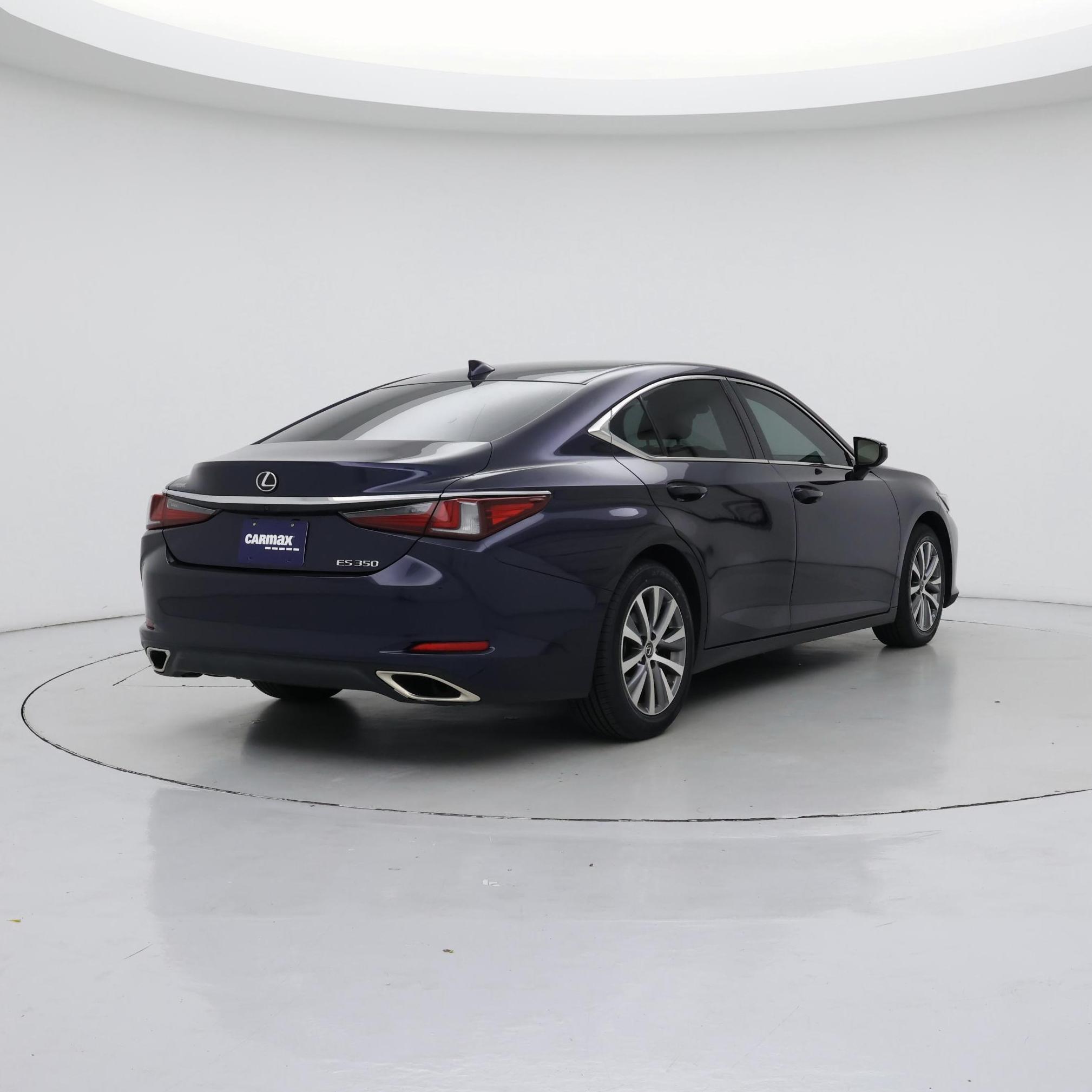 Thumbnail: 2020 Lexus ES - 8
