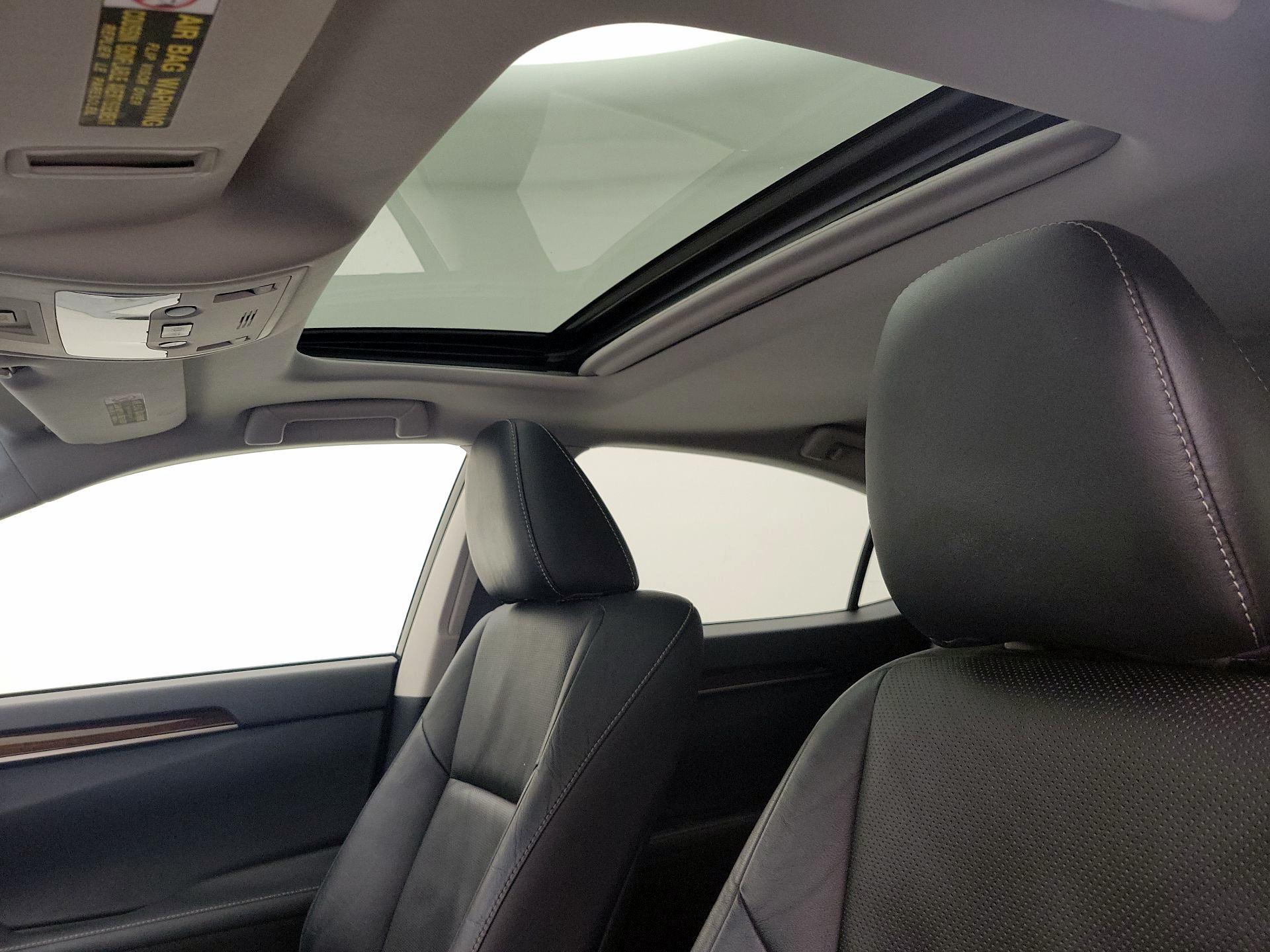 Thumbnail: 2013 Lexus ES - 18