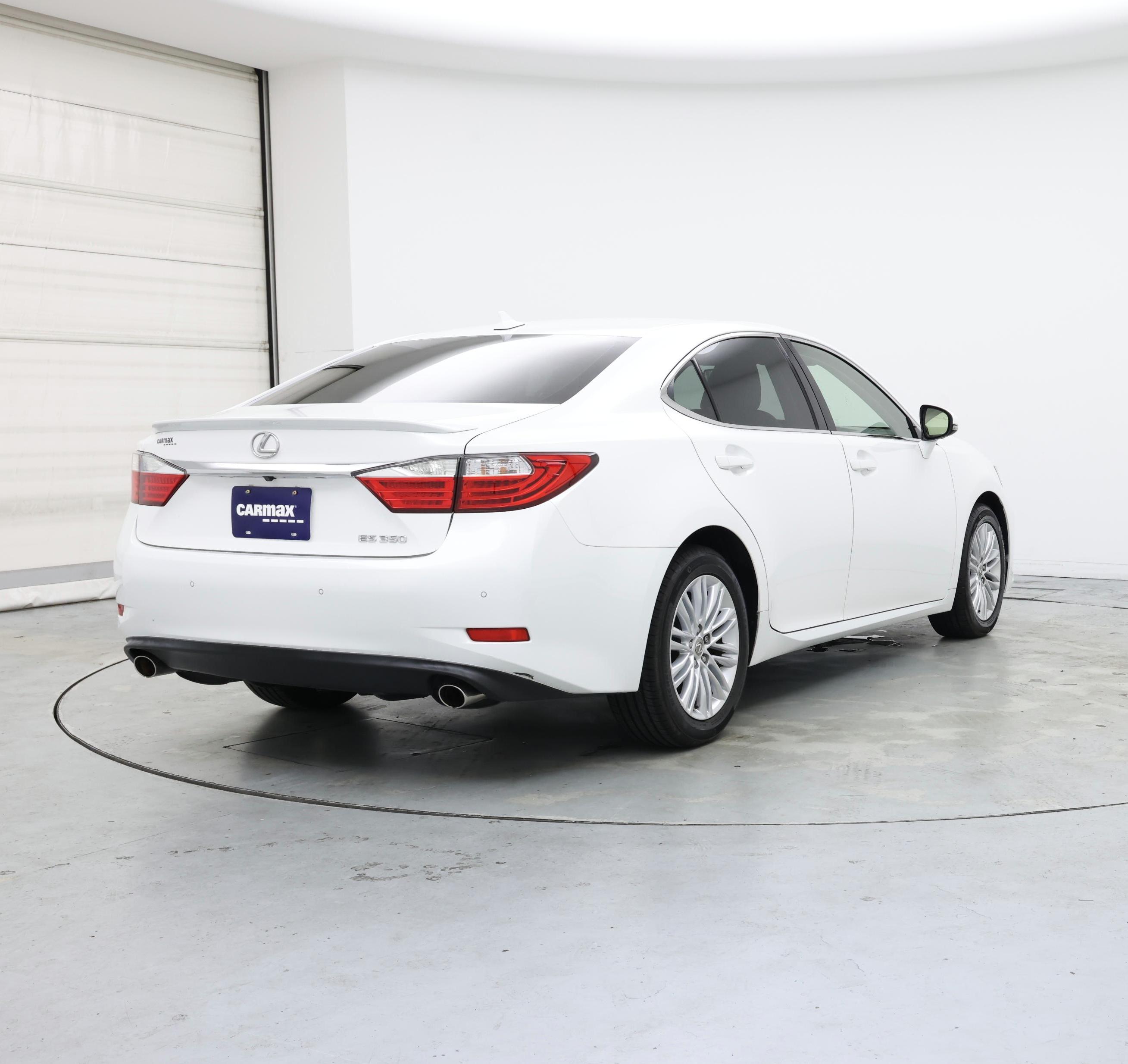 Thumbnail: 2013 Lexus ES - 8