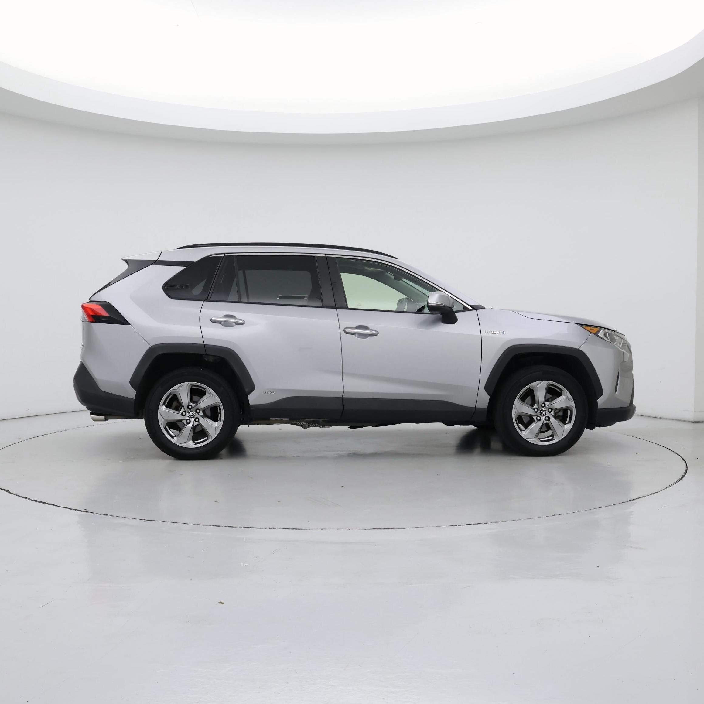 Thumbnail: 2020 Toyota RAV4 - 7