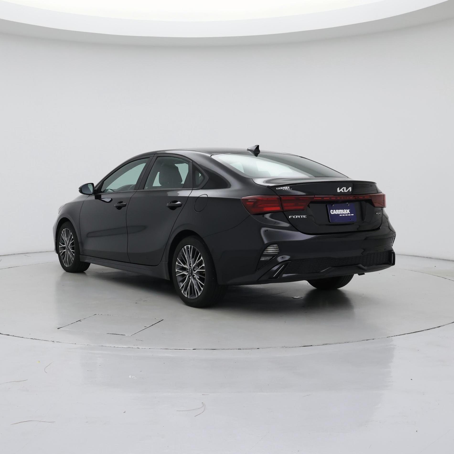 Thumbnail: 2022 Kia Forte - 2