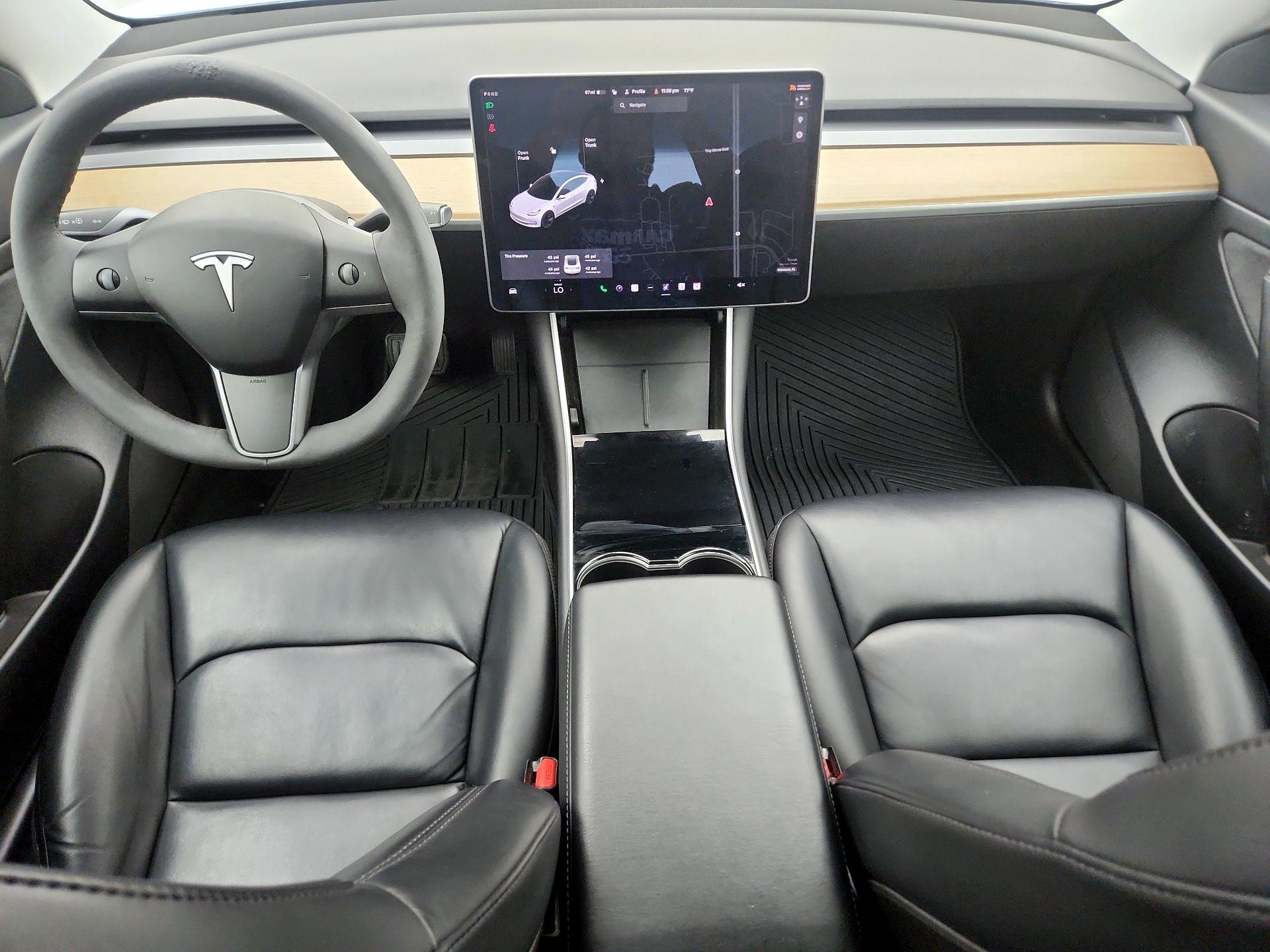 Thumbnail: 2020 Tesla Model 3 - 9