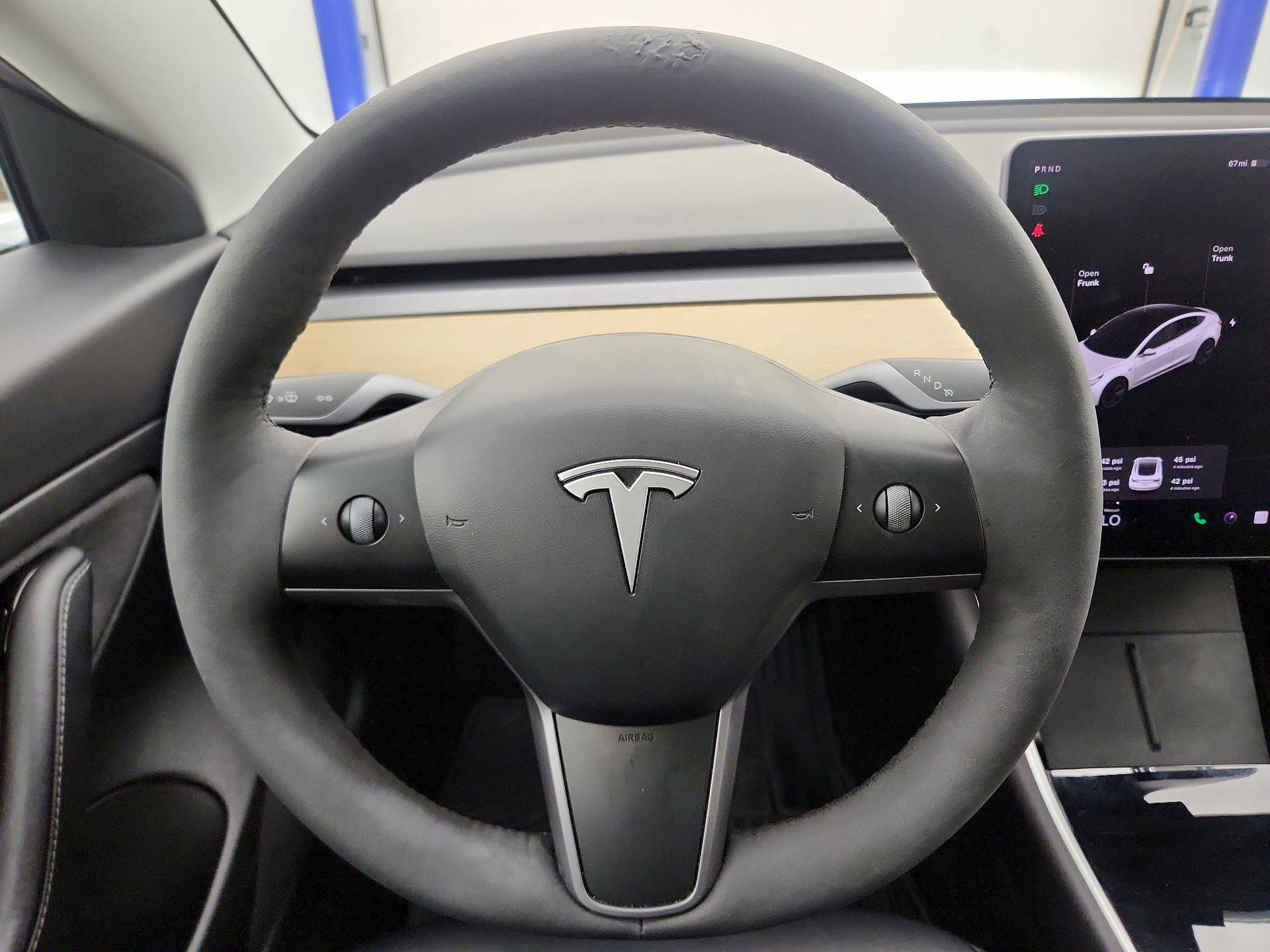 Thumbnail: 2020 Tesla Model 3 - 10